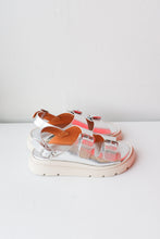 Load image into Gallery viewer, Ateliers - Candace Sandal - Platino Silver -side
