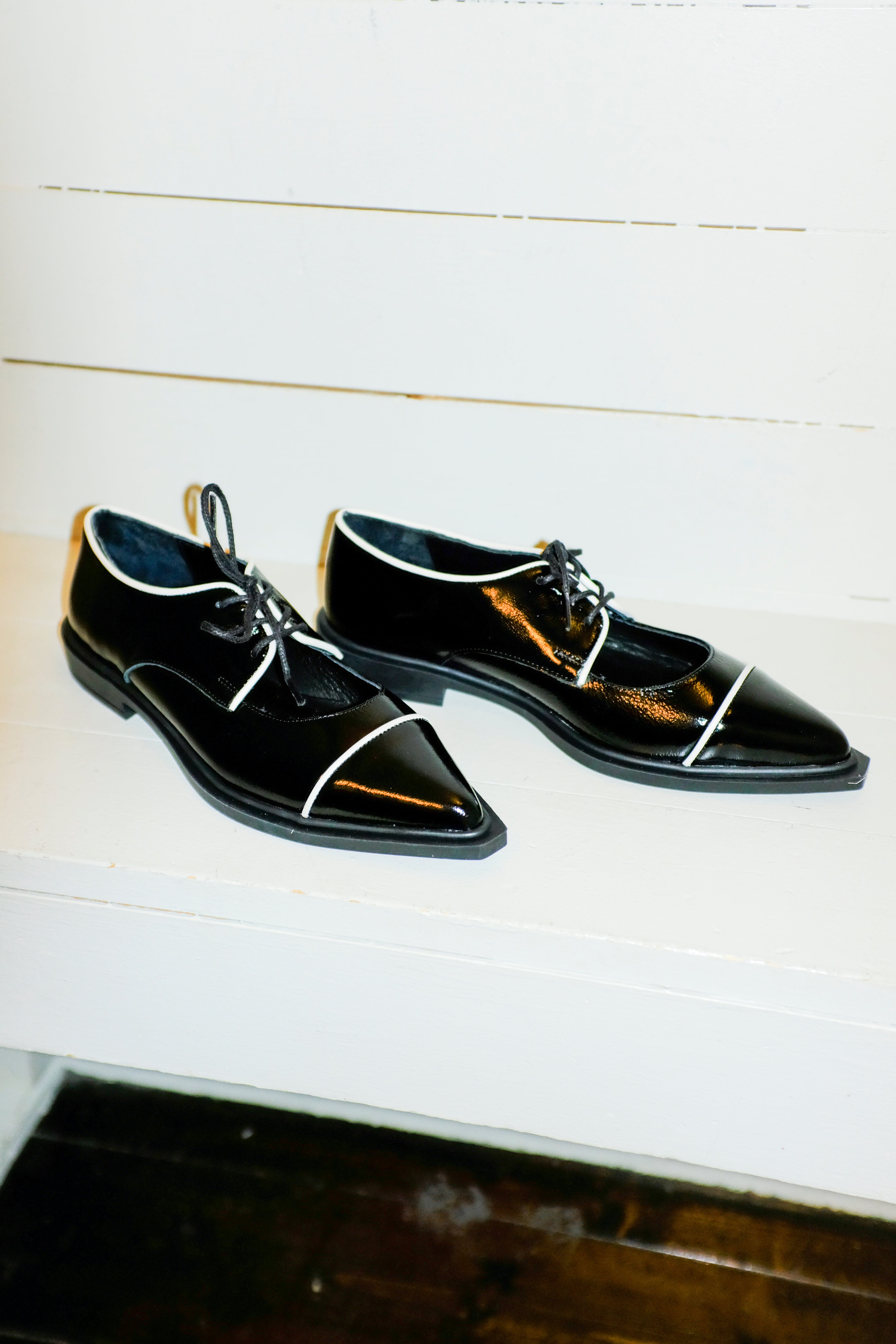 Ateliers Carolina Pointy Shoe - Black/Naplack