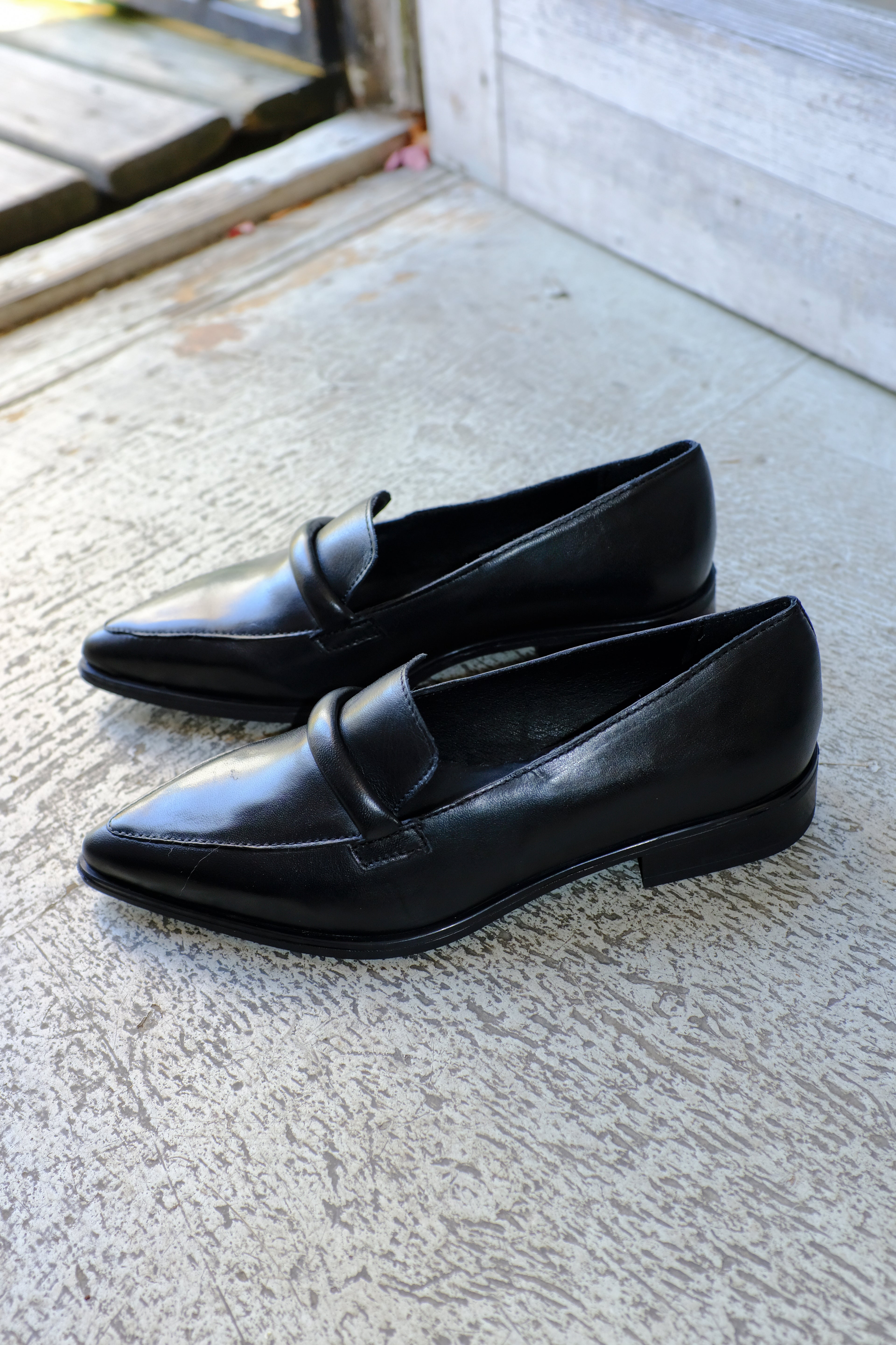 Ateliers Casey Pointy Shoe - Black