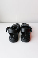 Load image into Gallery viewer, Ateliers - Clara Sandal - Black -back
