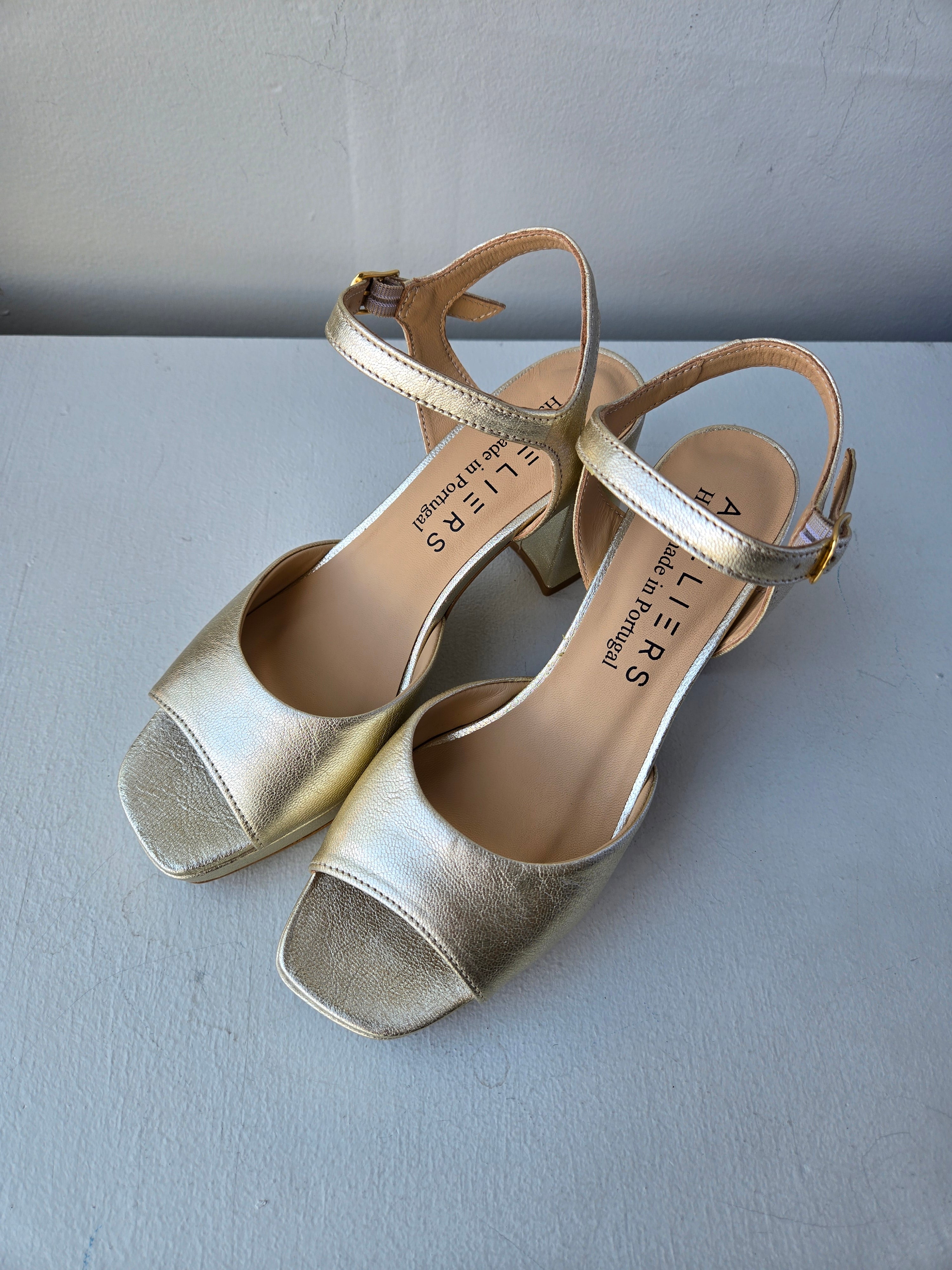 Ateliers - Erica Heeled Sandal - Gold