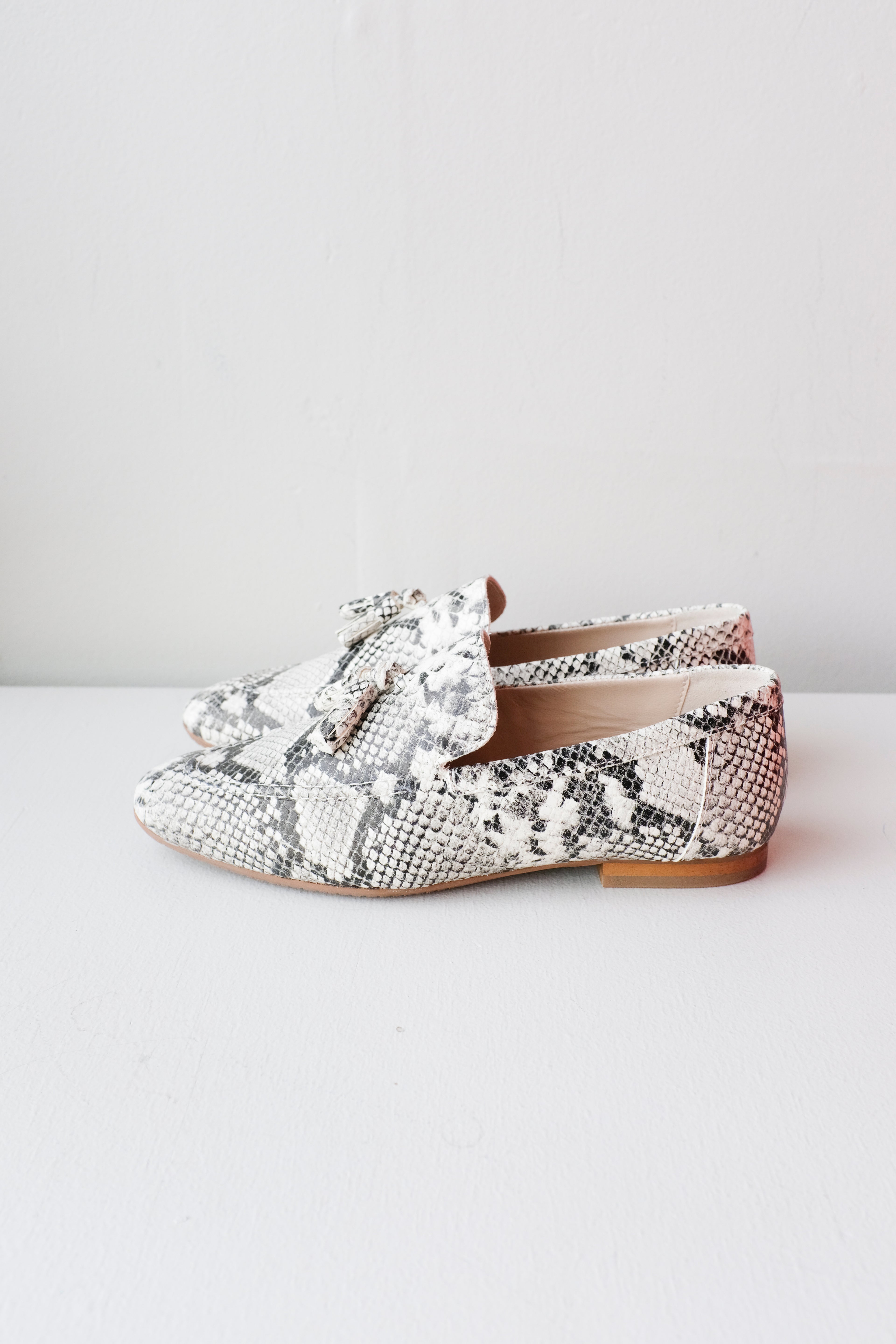 Ateliers - Sonoma Loafer - Python - side