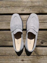 Load image into Gallery viewer, Ateliers Tommy Loafer - Denim - top
