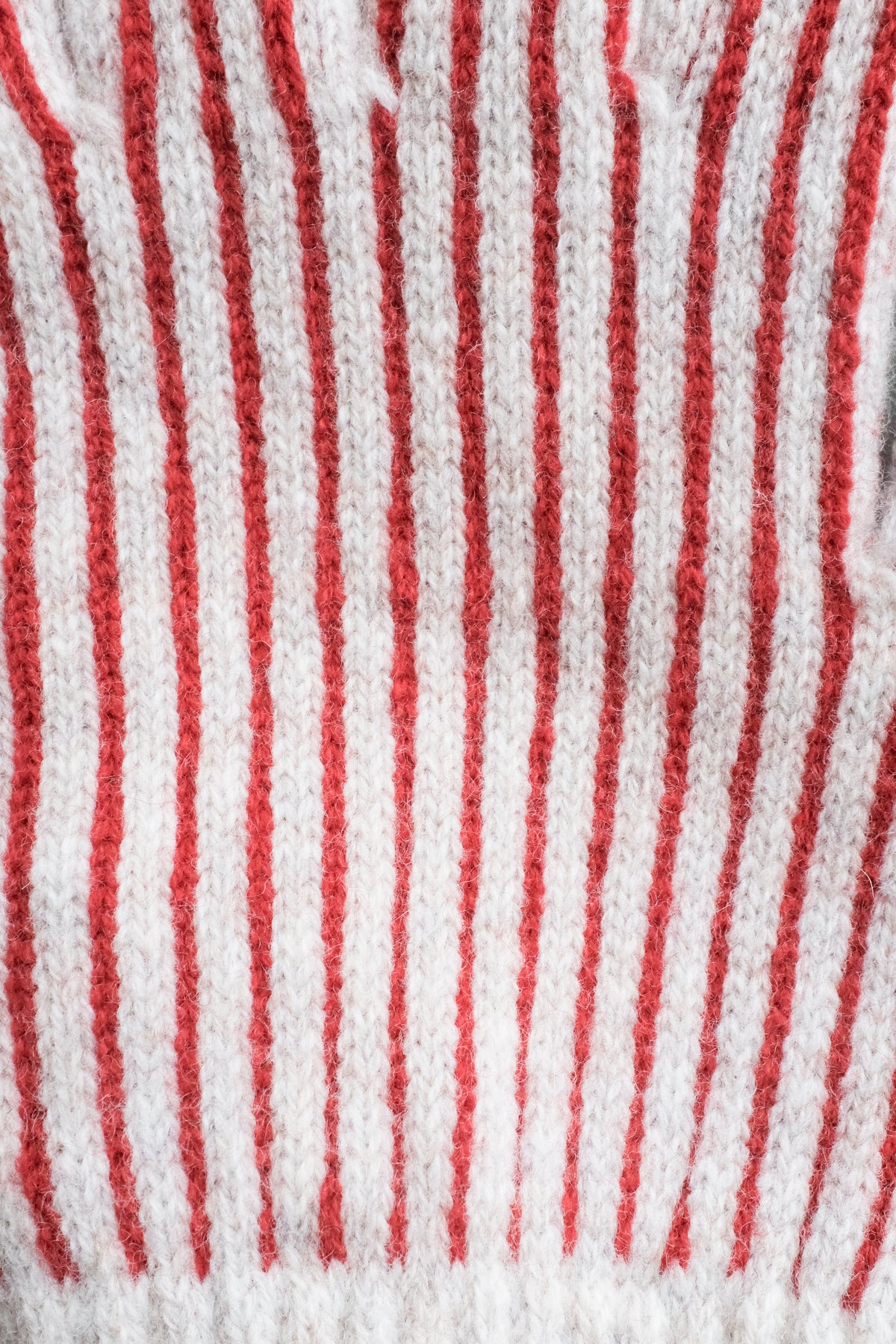 Merino Wool Knit Gloves - Red Stripes