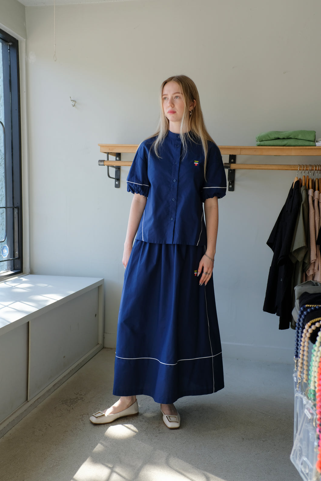 Thinking Mu - Puff Sleeve Shirt - Navy Blue - front