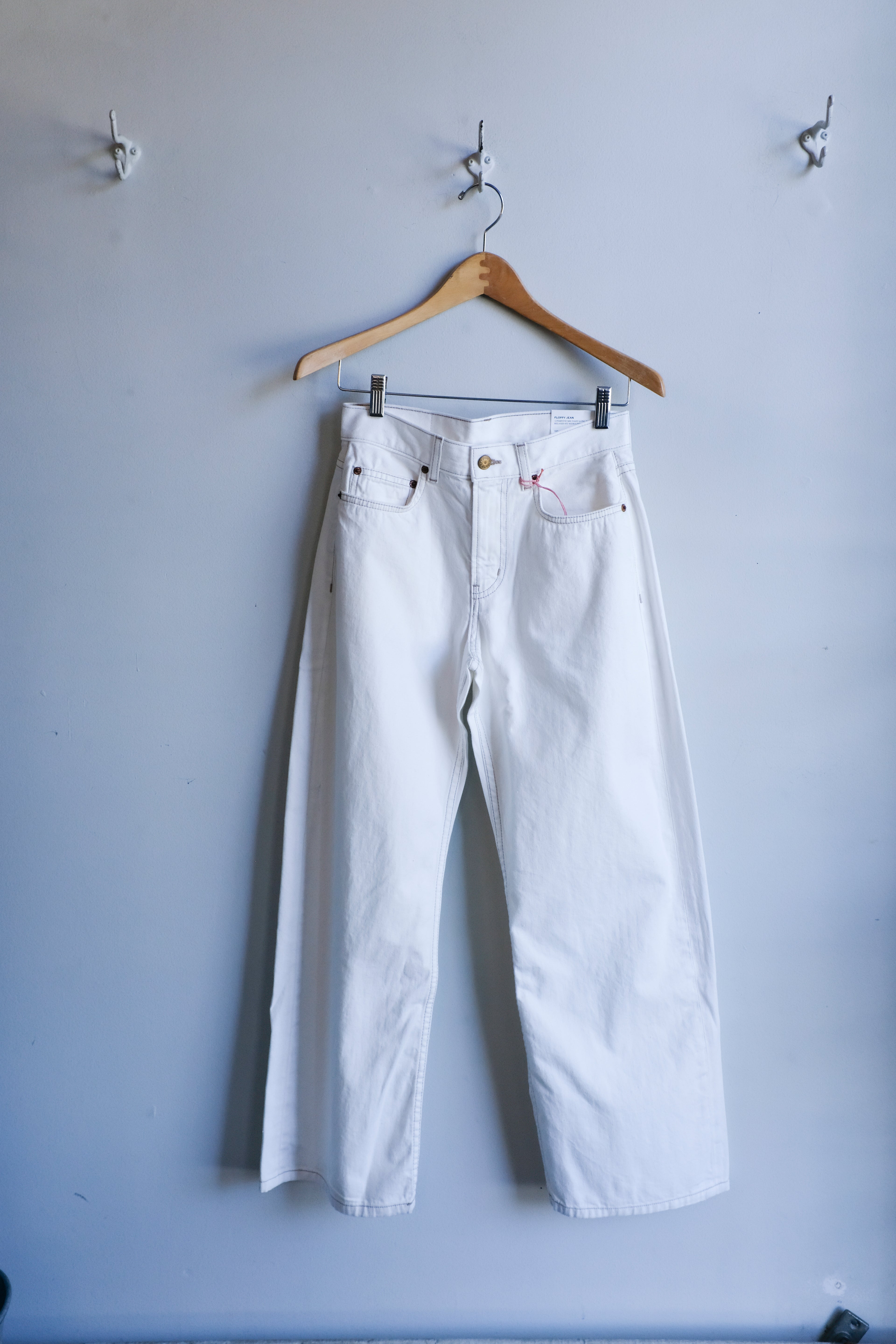 Floppy Jean - Chalk White