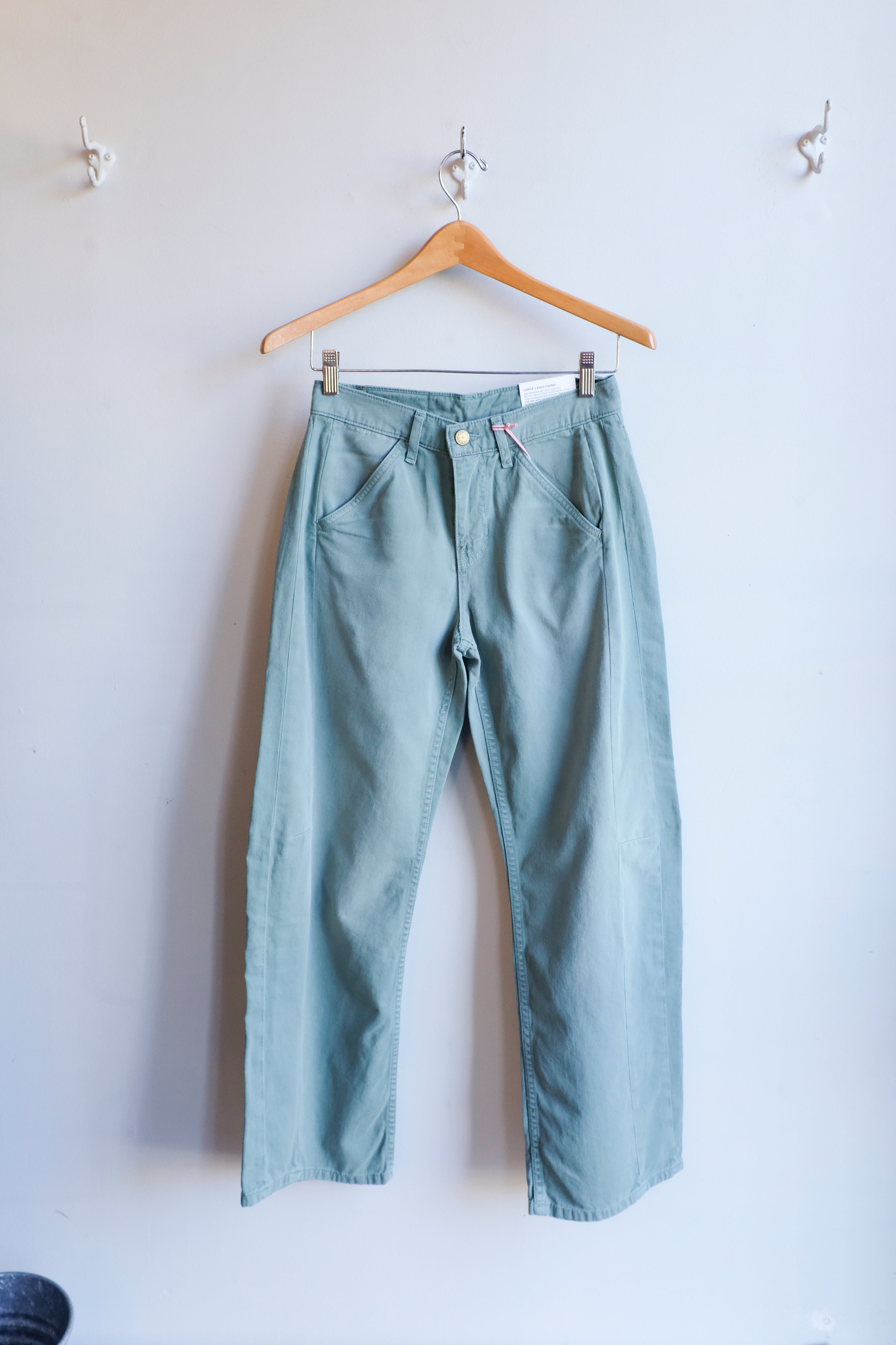 B-sides - Lango Lasso Chino - Lindon Overdye - Front