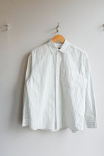 Load image into Gallery viewer, b-sides - Nolan Shirt - Green White Stripe - flat front
