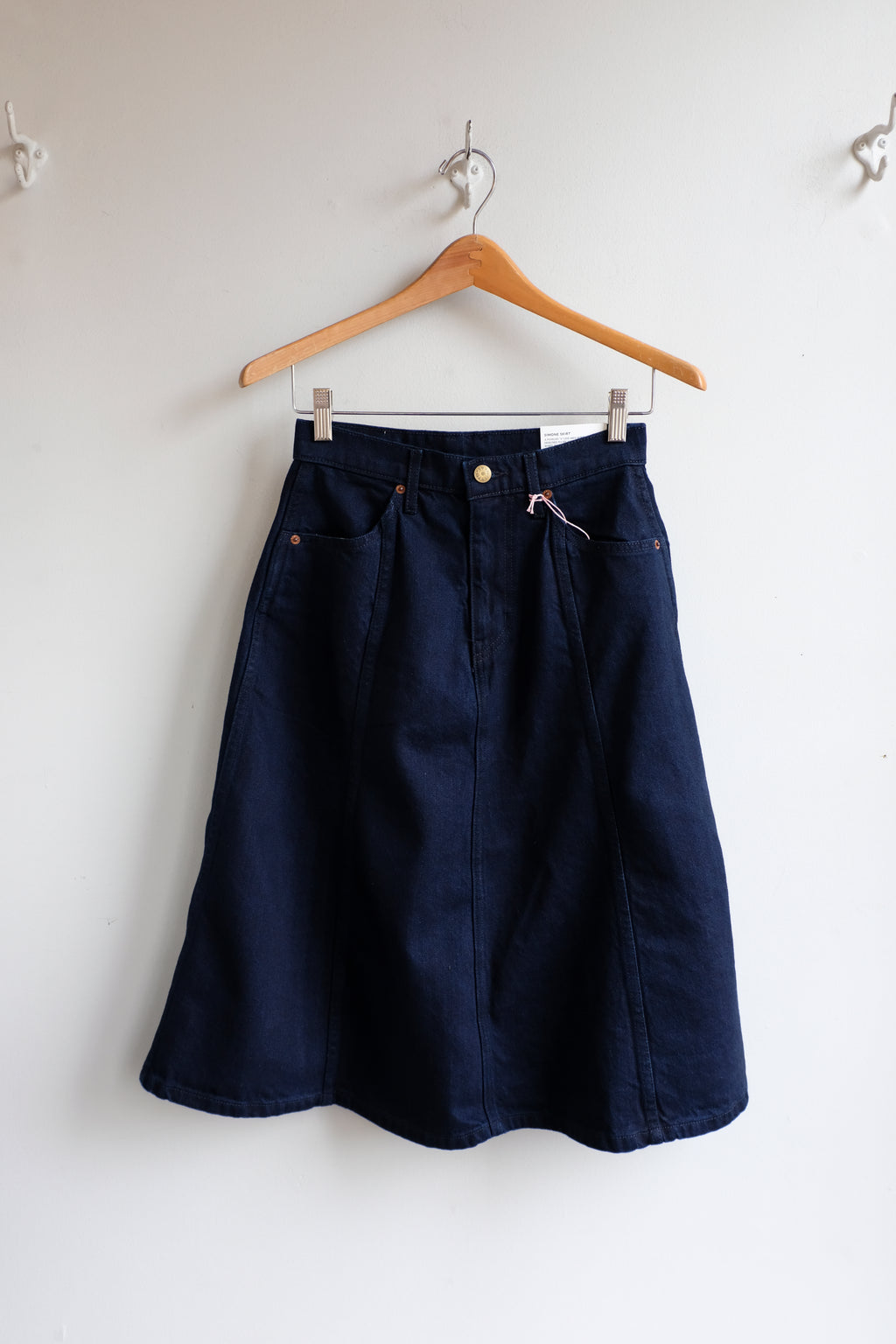 B-sides - Simone Skirt - Indigo Rinse - flat front