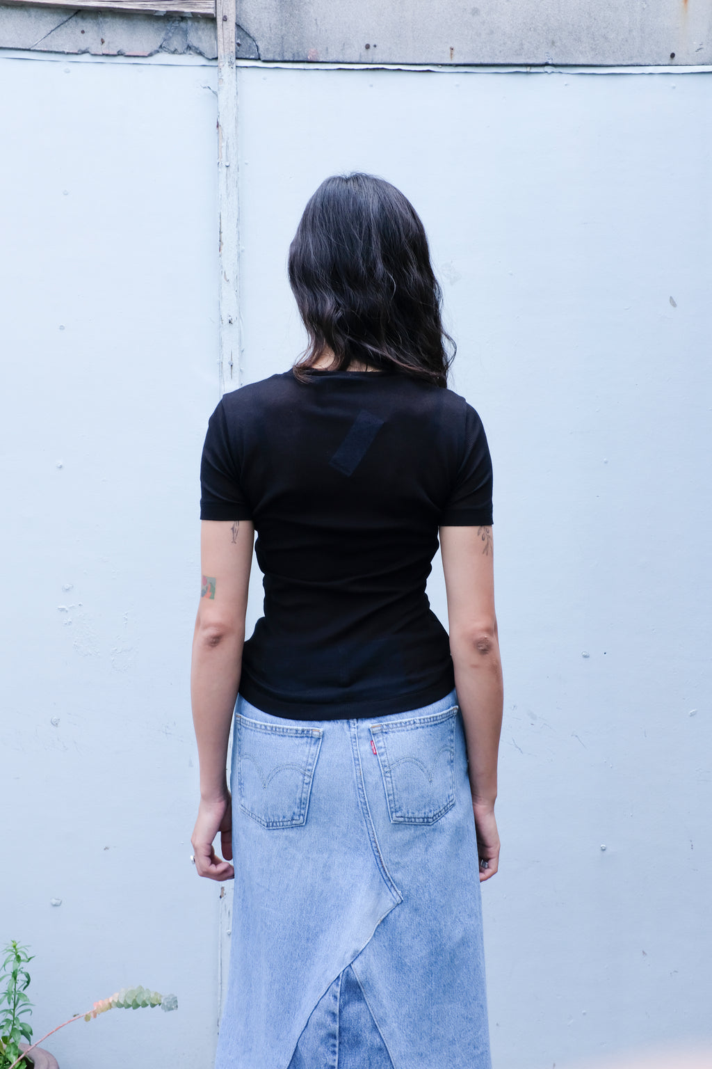 B-sides - Vivien Rib Tee - Black - back