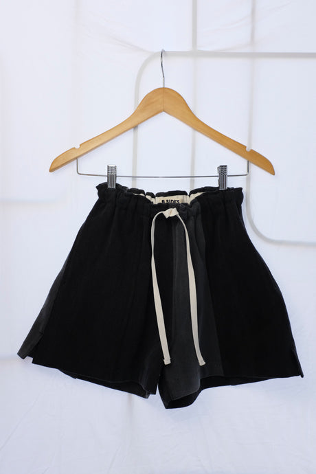 B-sides - Meyer Cinch Shorts - Vintage Black - flat front