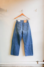 B-sides - Slim Lasso - Karla Wash - flat back