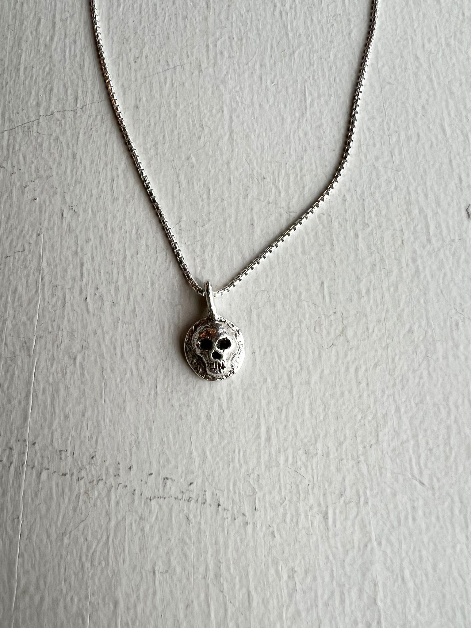 Erica Leal - Skull Necklace - closeup details