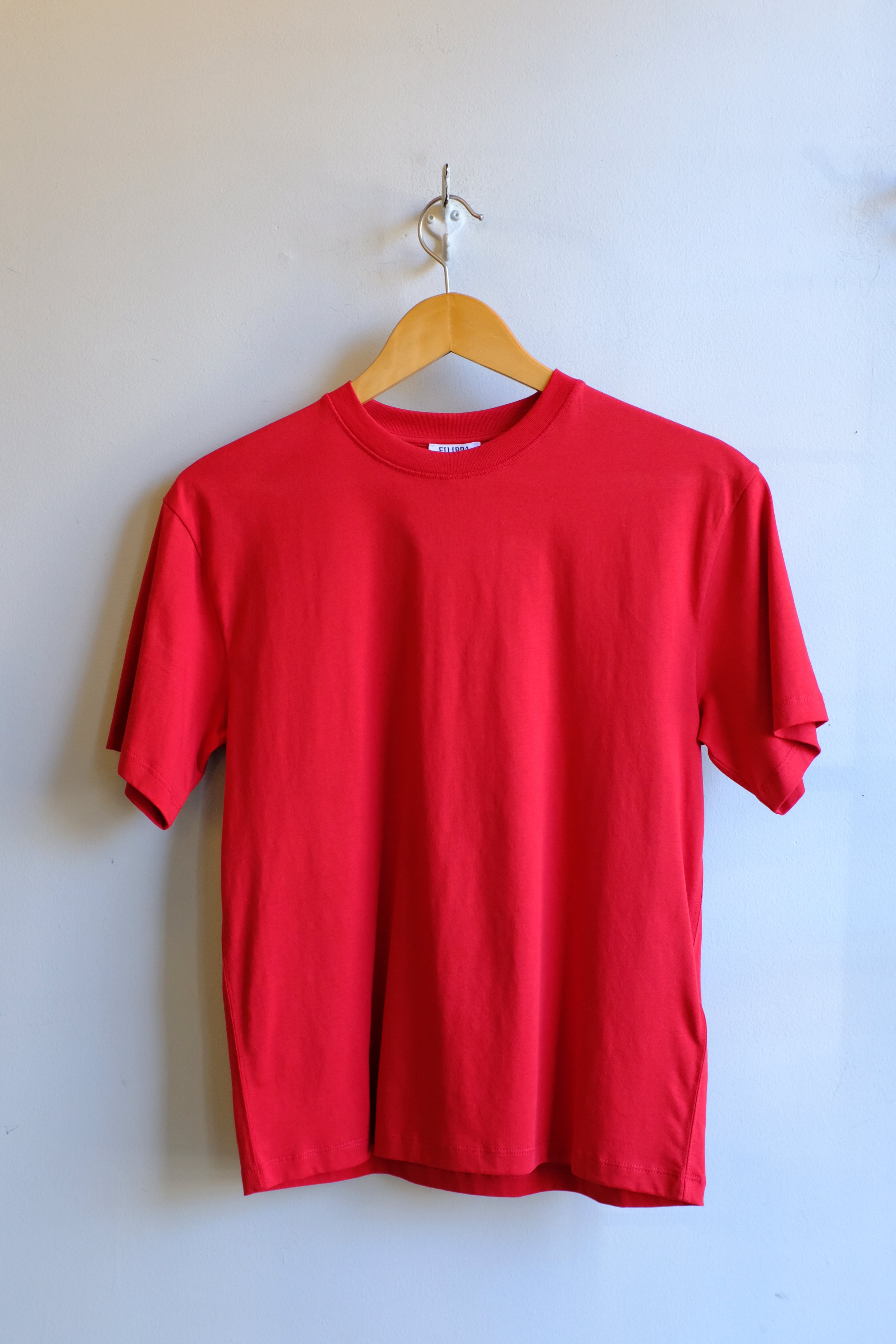 filippa k - Loose Fit Tee - Dark Red - flat front
