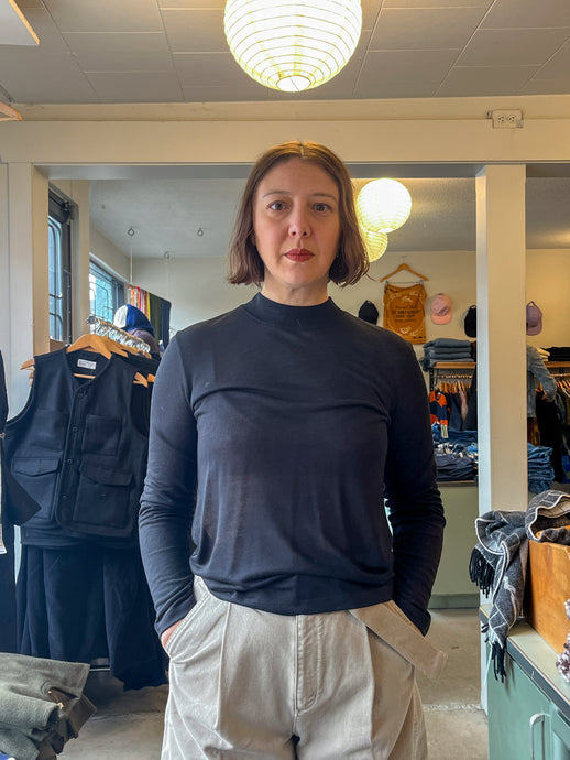 Filippa K - Lyocell Cashmere Mock Neck Top - Black - front