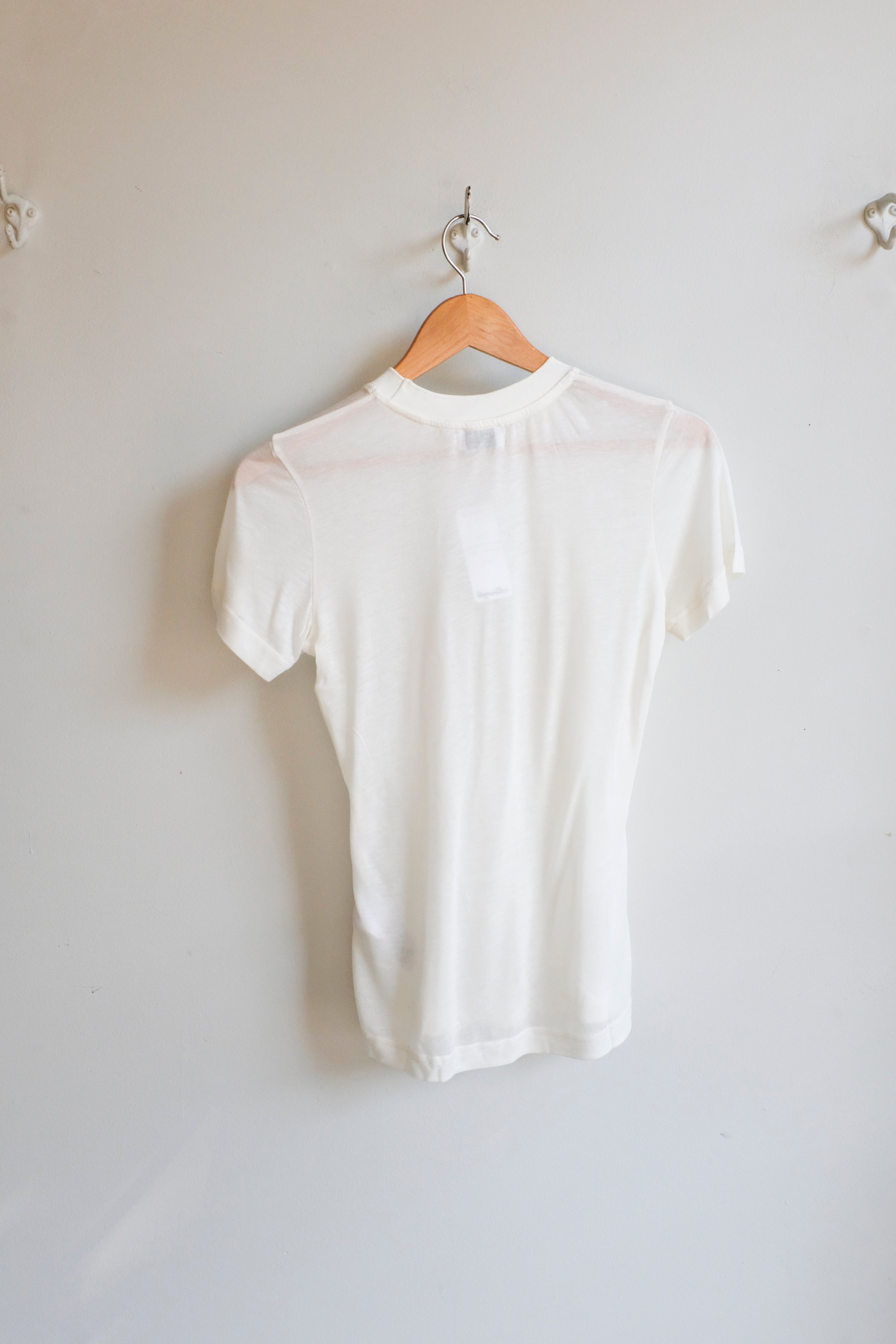 soeur - Lyocell Cashmere Tee -  off-white- back