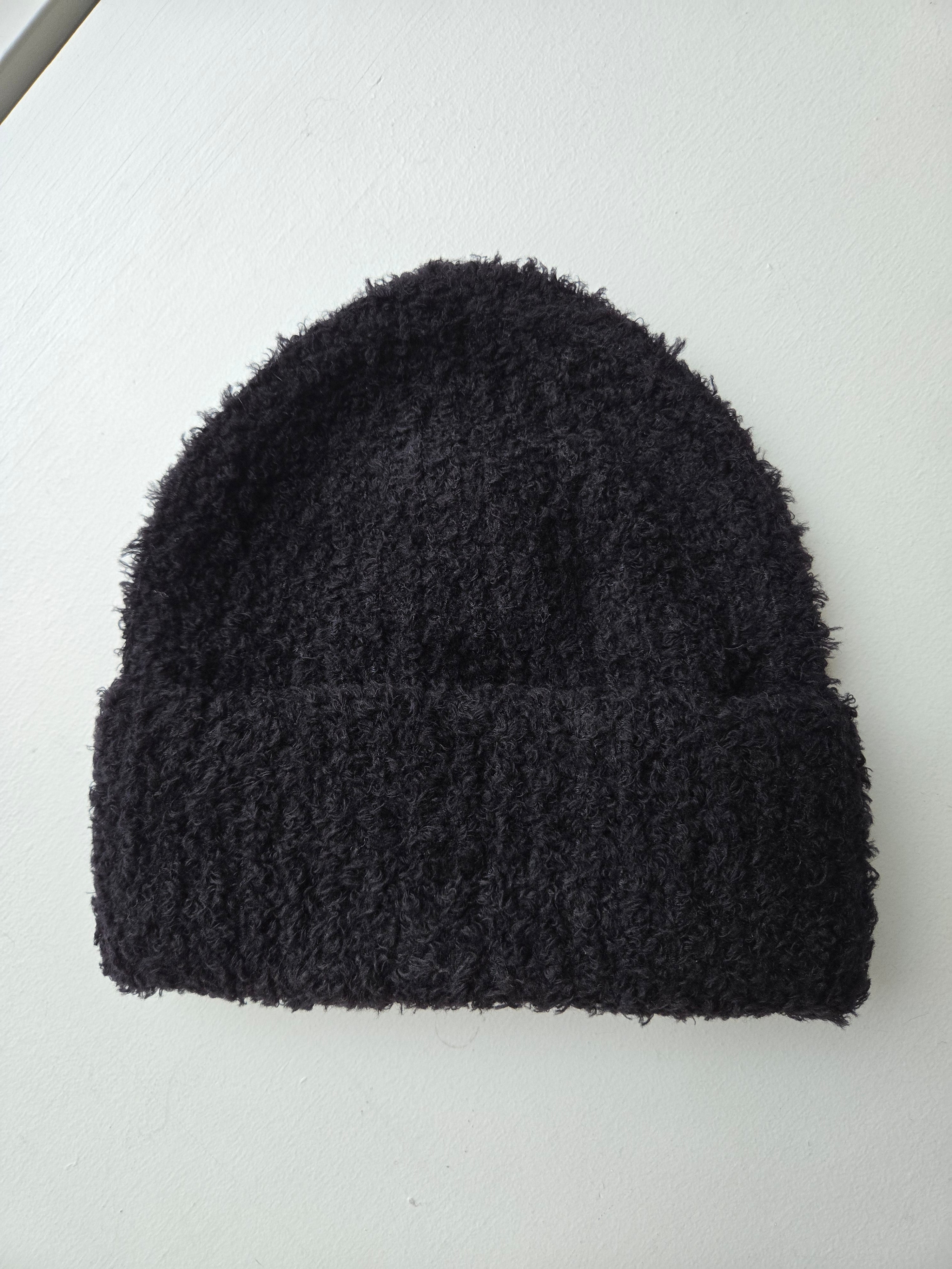 Filippa K - Fluffy Hat - Black