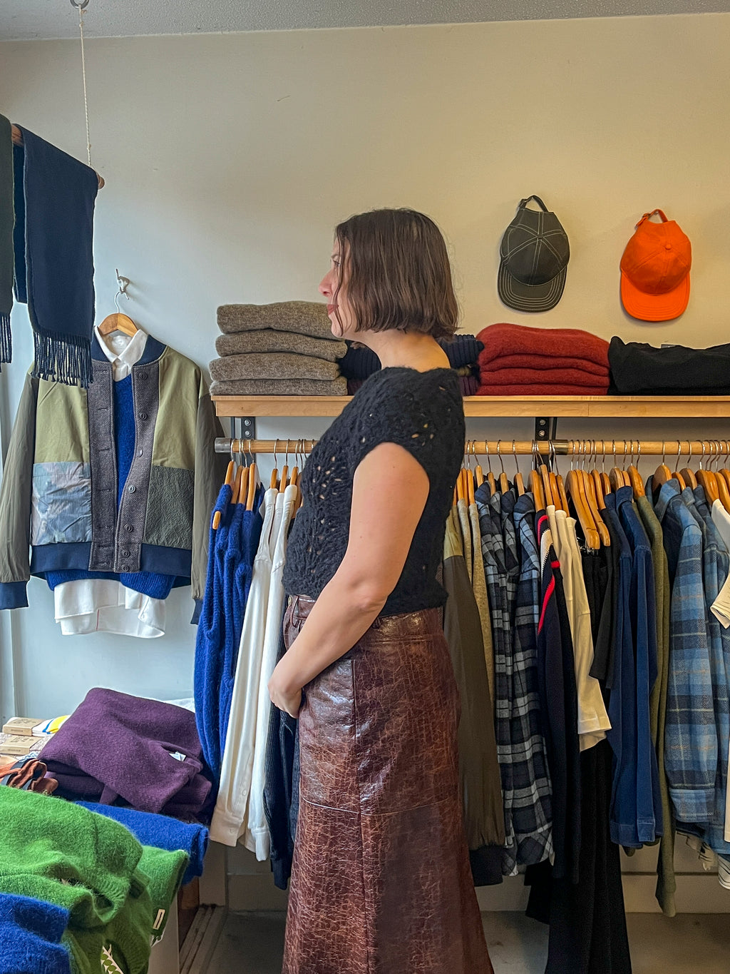 Gudrun Gudrun  - Brot Top - Black (Alpaca) - side