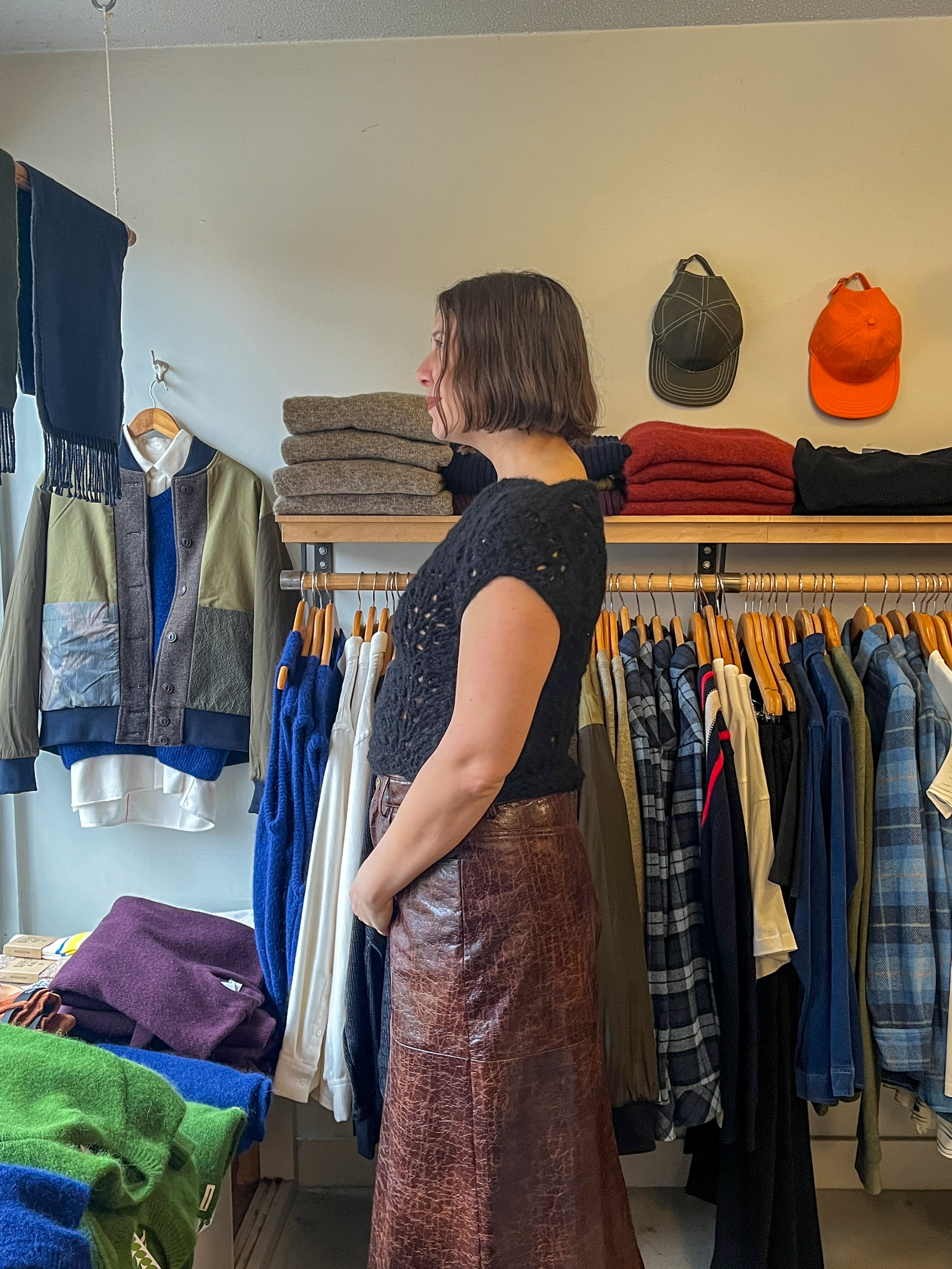 Gudrun Gudrun  - Brot Top - Black (Alpaca) - side