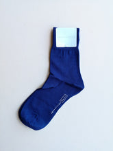Load image into Gallery viewer, Hansel from Basel - Trouser Crew Sock - Ultramarine
