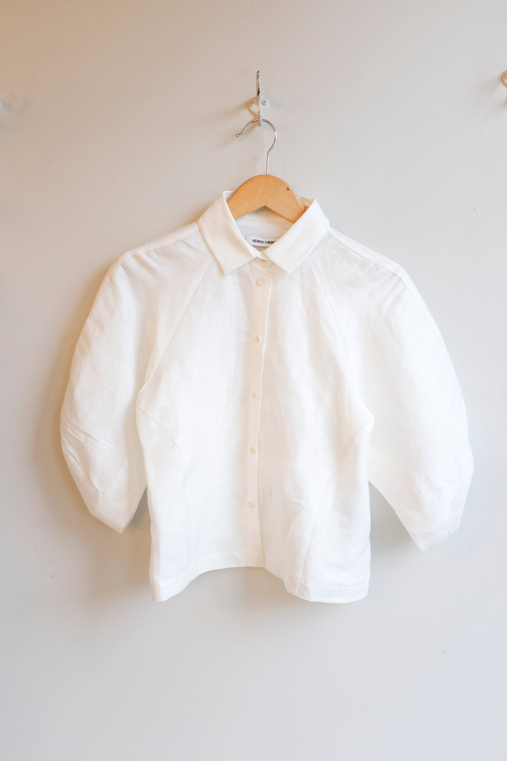 Henrik Vibskov - Case Shirt - White - flat front