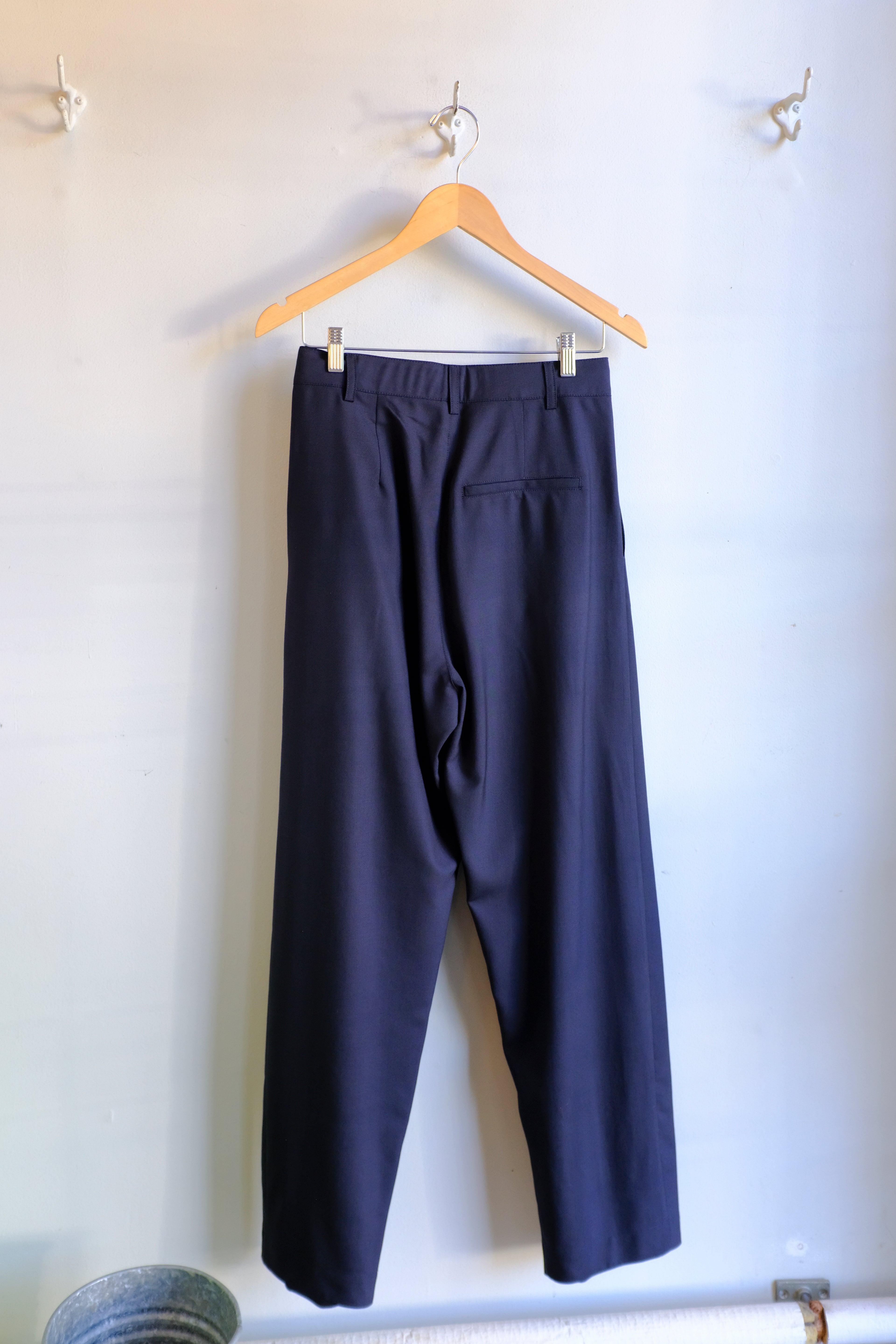 Henrik Vibskov - Claus Pant - Tropical Navy - flat back