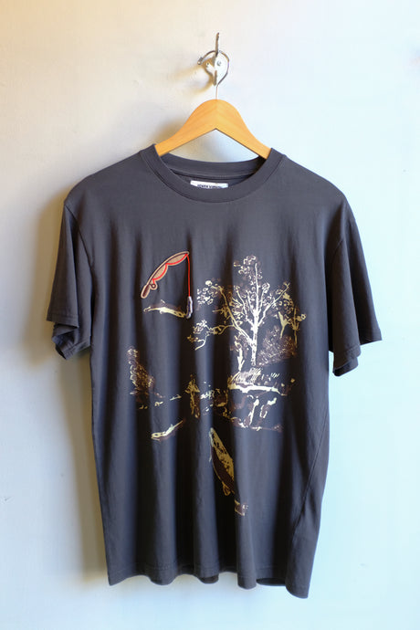 Henrik Vibskov - Fishing Rod Tee - Dark Shadow - flat front
