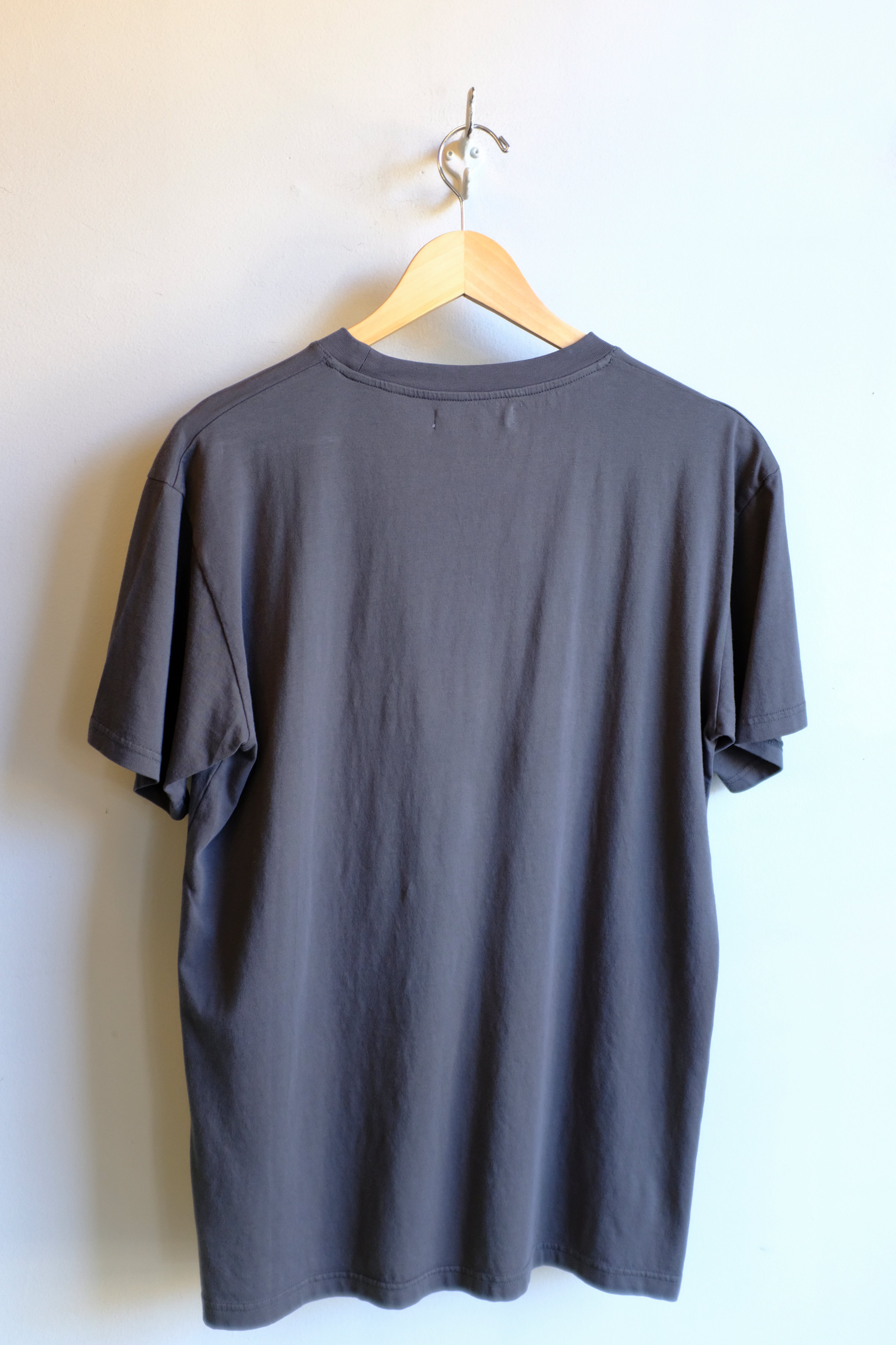 Henrik Vibskov - Fishing Rod Tee - Dark Shadow - flat back