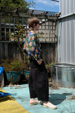 Load image into Gallery viewer, henrik Vibskov - Index Plissé Blouse - Blue Water Lily - side
