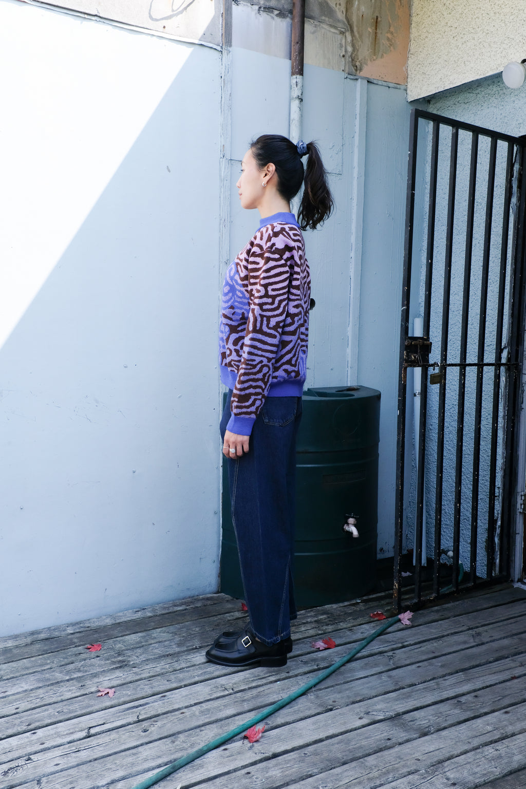 Henrik Vibskov - Amphi Pants - Rinse Denim - Labyrinth Sweater - Blue Frog -side