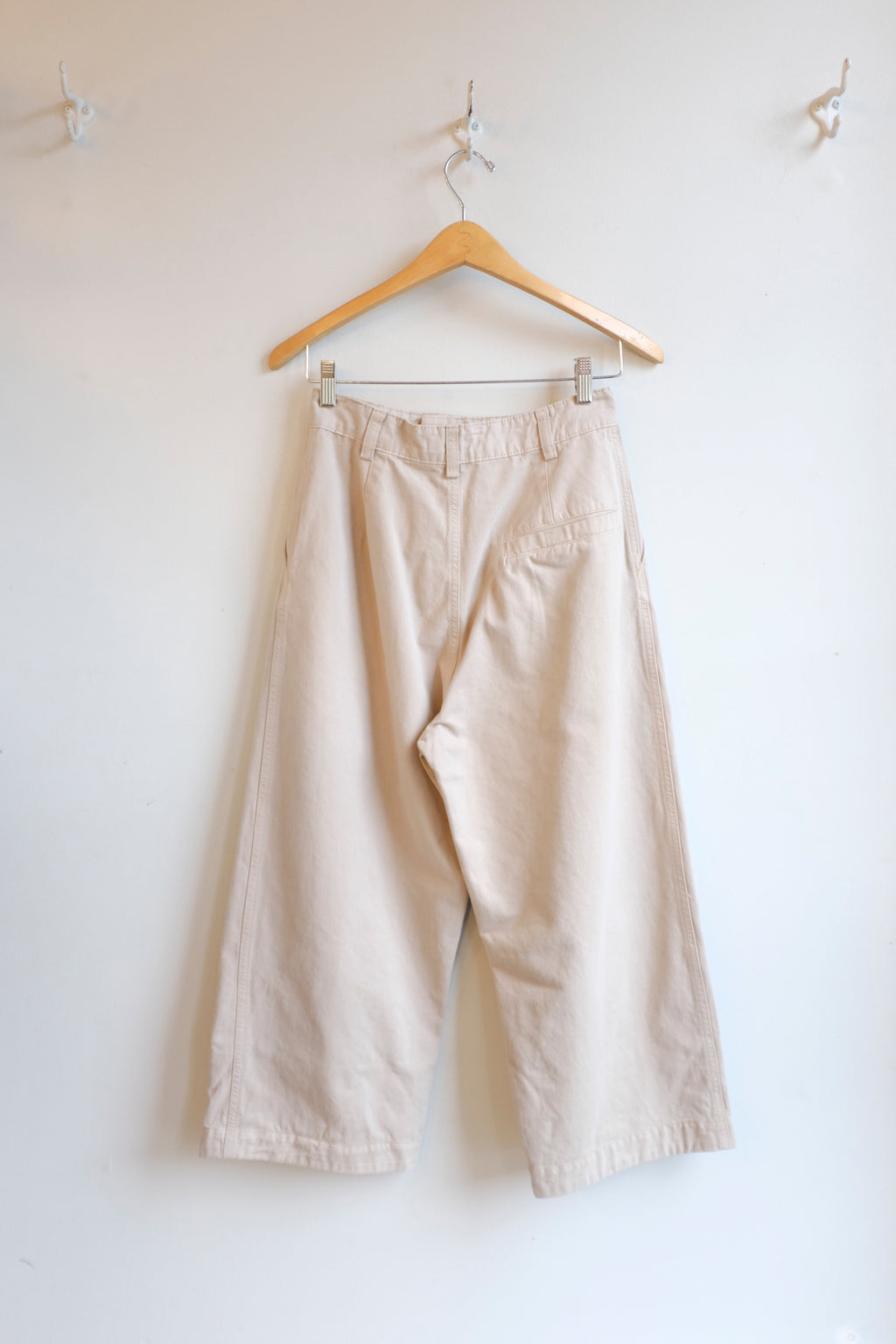 Henrik Vibskov - Open Dart Pants - Sand - flat back