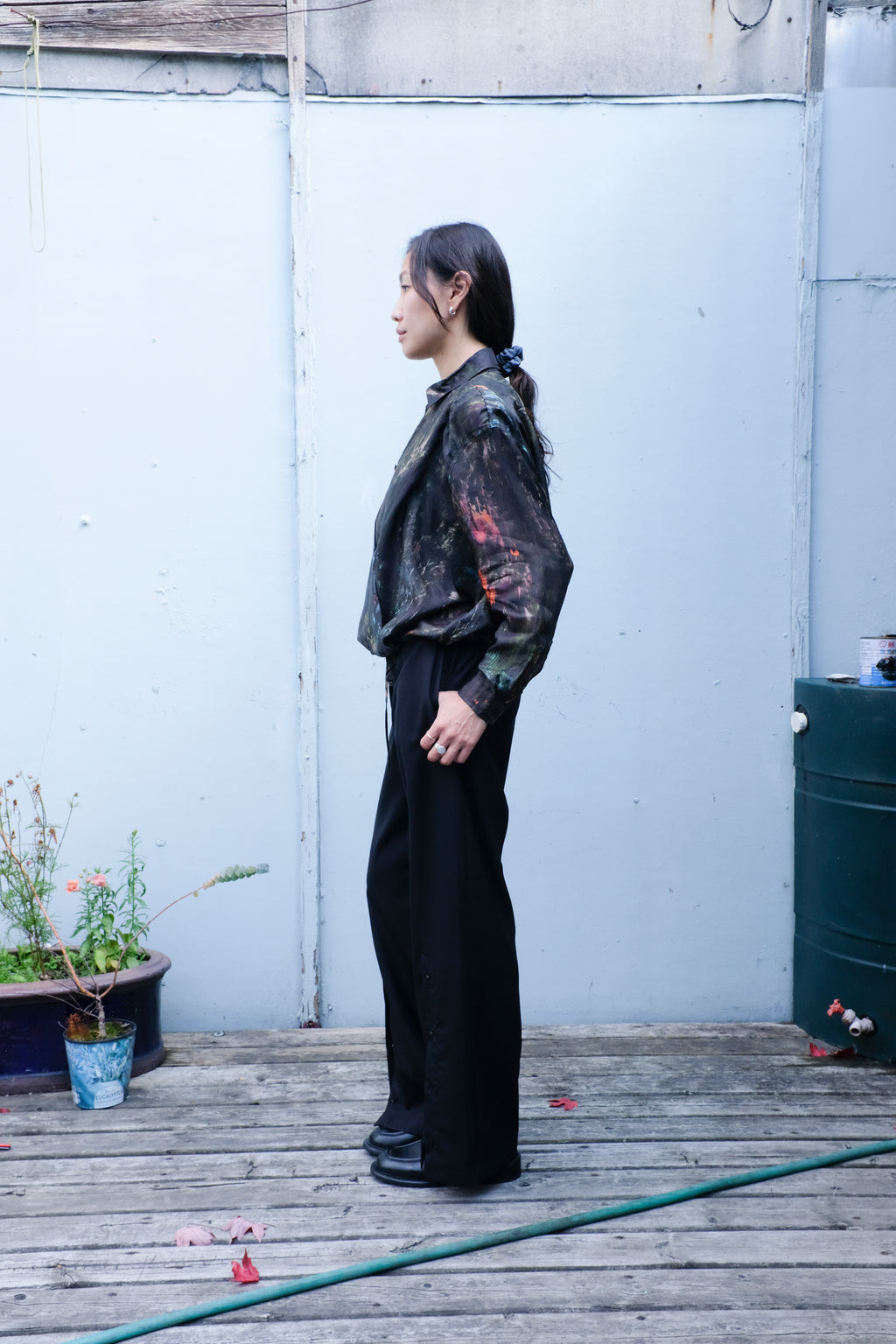 Henrik Vibskov - Double Ki Shirt - Swamp Reflections - Ravioli Slit Pants - Black -side