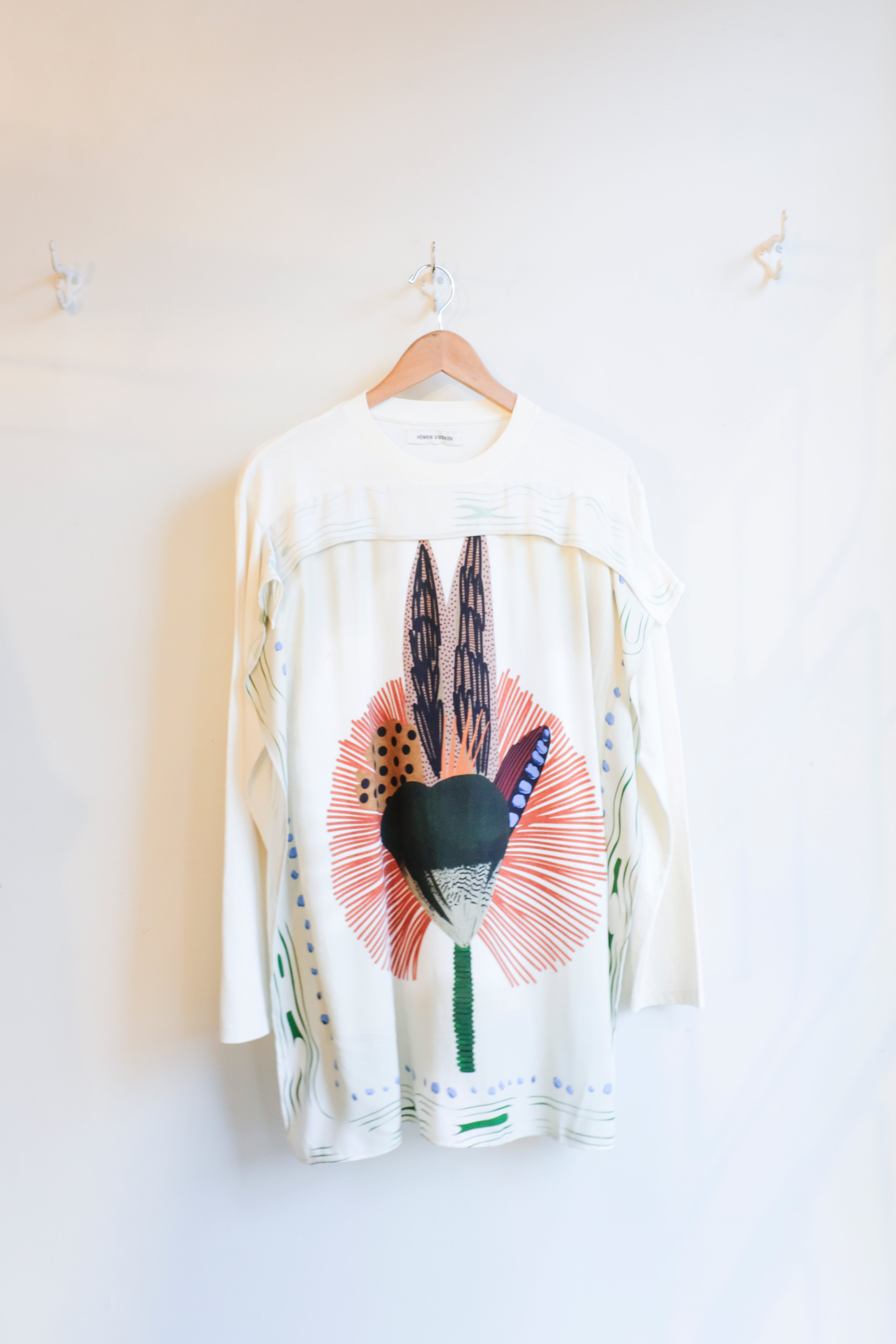 henrik vibskov - Square Longsleeve - Feather- flat front