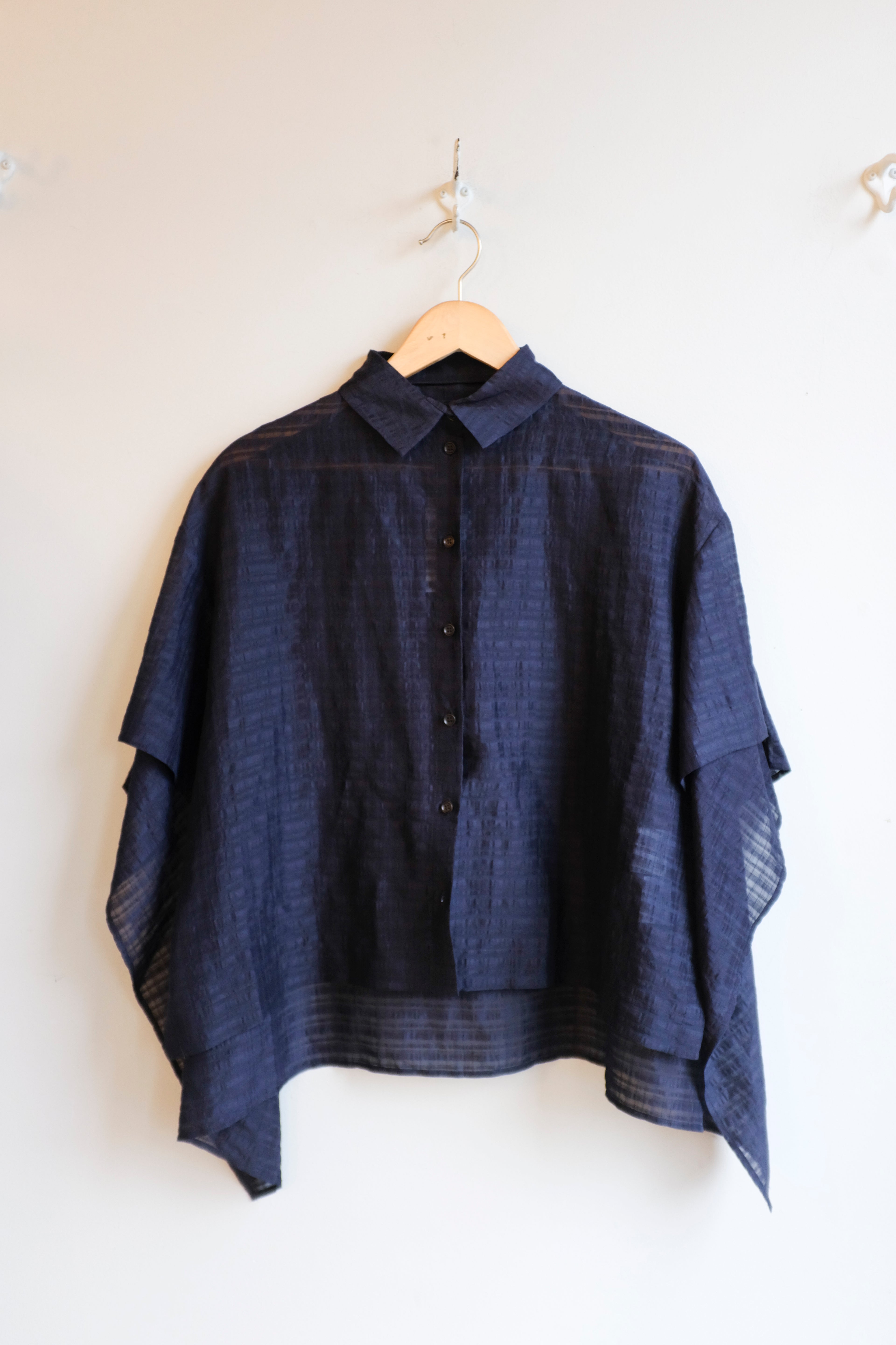 Henrik Vibskov - Square Shirt - Navy - flat front