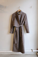 Load image into Gallery viewer, henrik vibskov - Evening Coat - Taupe - flat front tied
