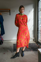 Load image into Gallery viewer, Henrik Vibskov - Tomato Dress - Curry Magenta Tomato - front
