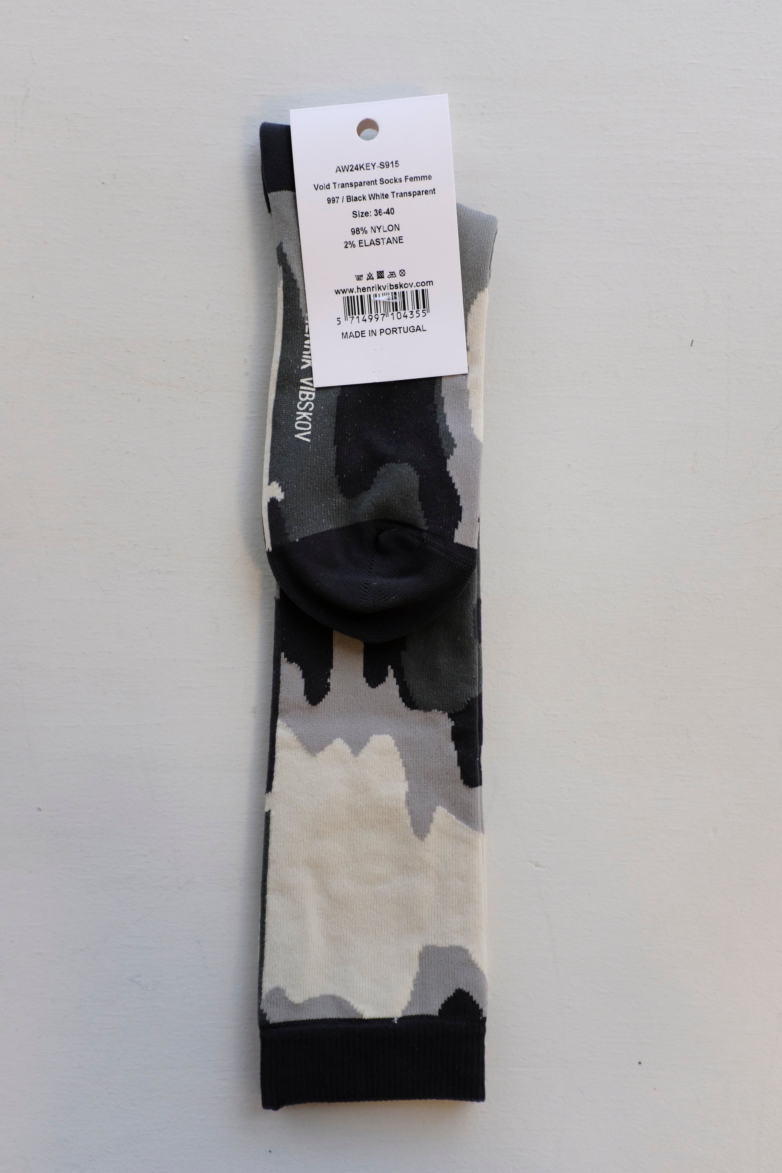 Henrik Vibskov - Void Transparent Femme Socks - black white transparent back