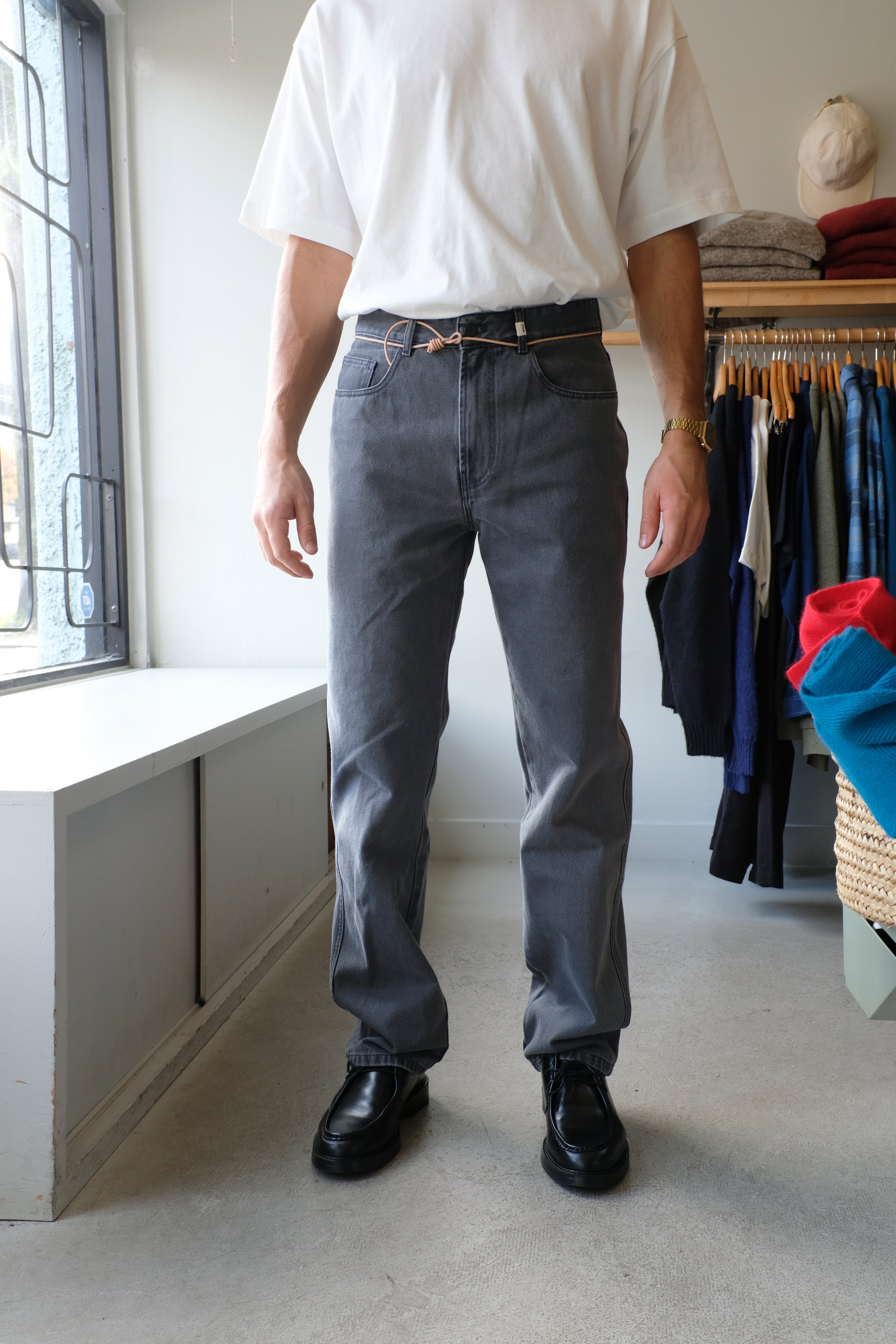 Homecore - Alex Dea Straight Jean - Grey - front