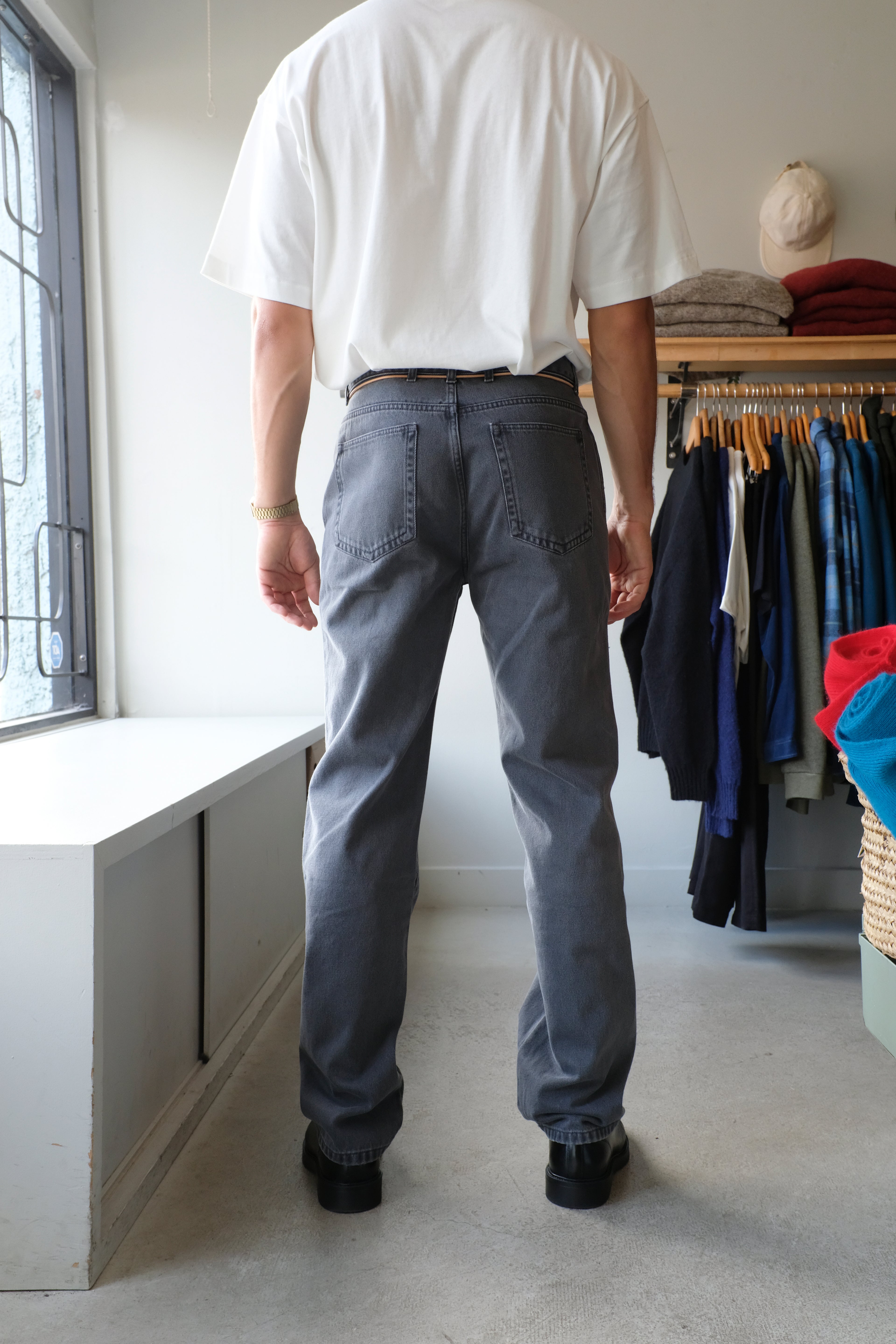 Homecore - Alex Dea Straight Jean - Grey - back