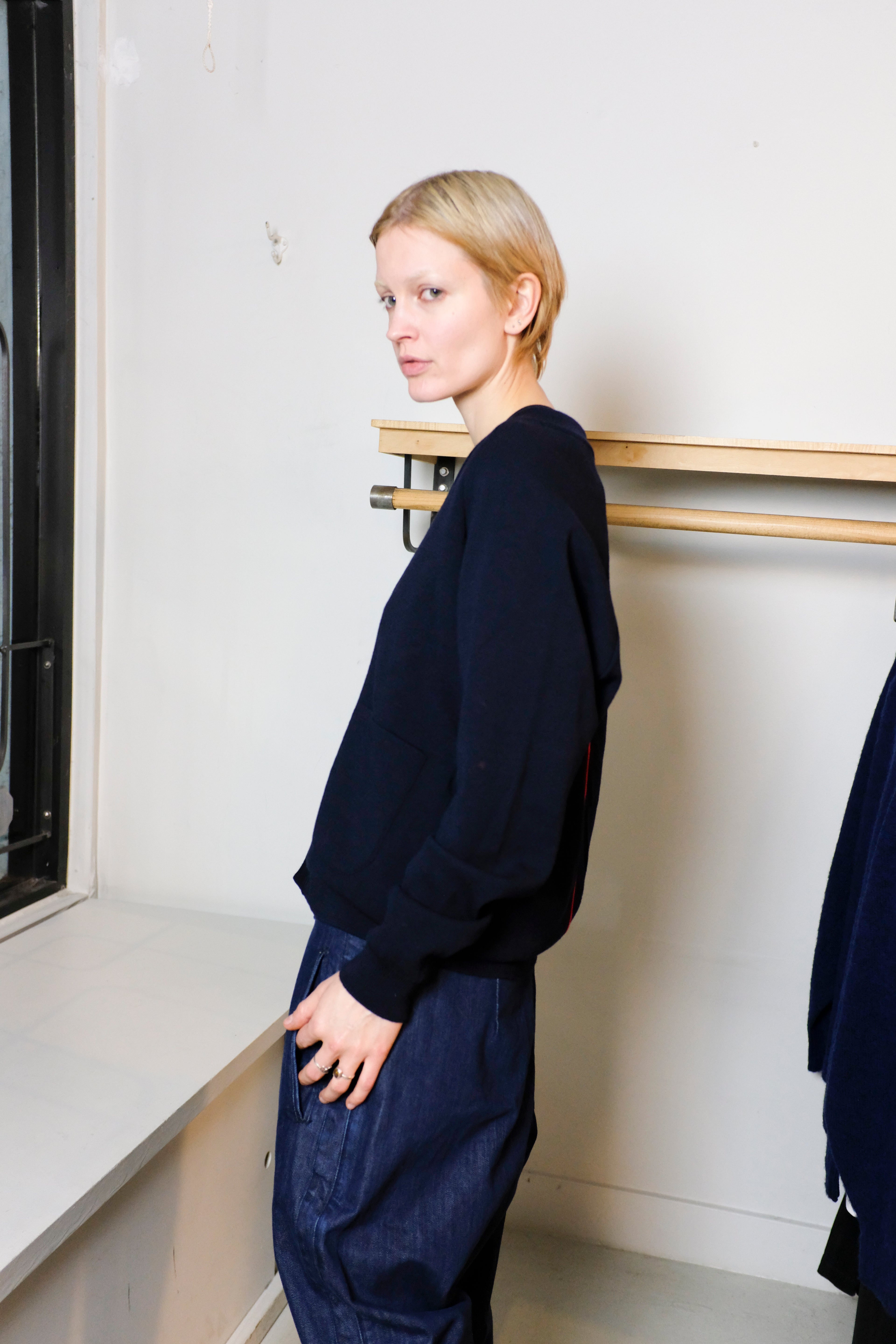 Homecore - Costes Merino Cardigan - Navy - side