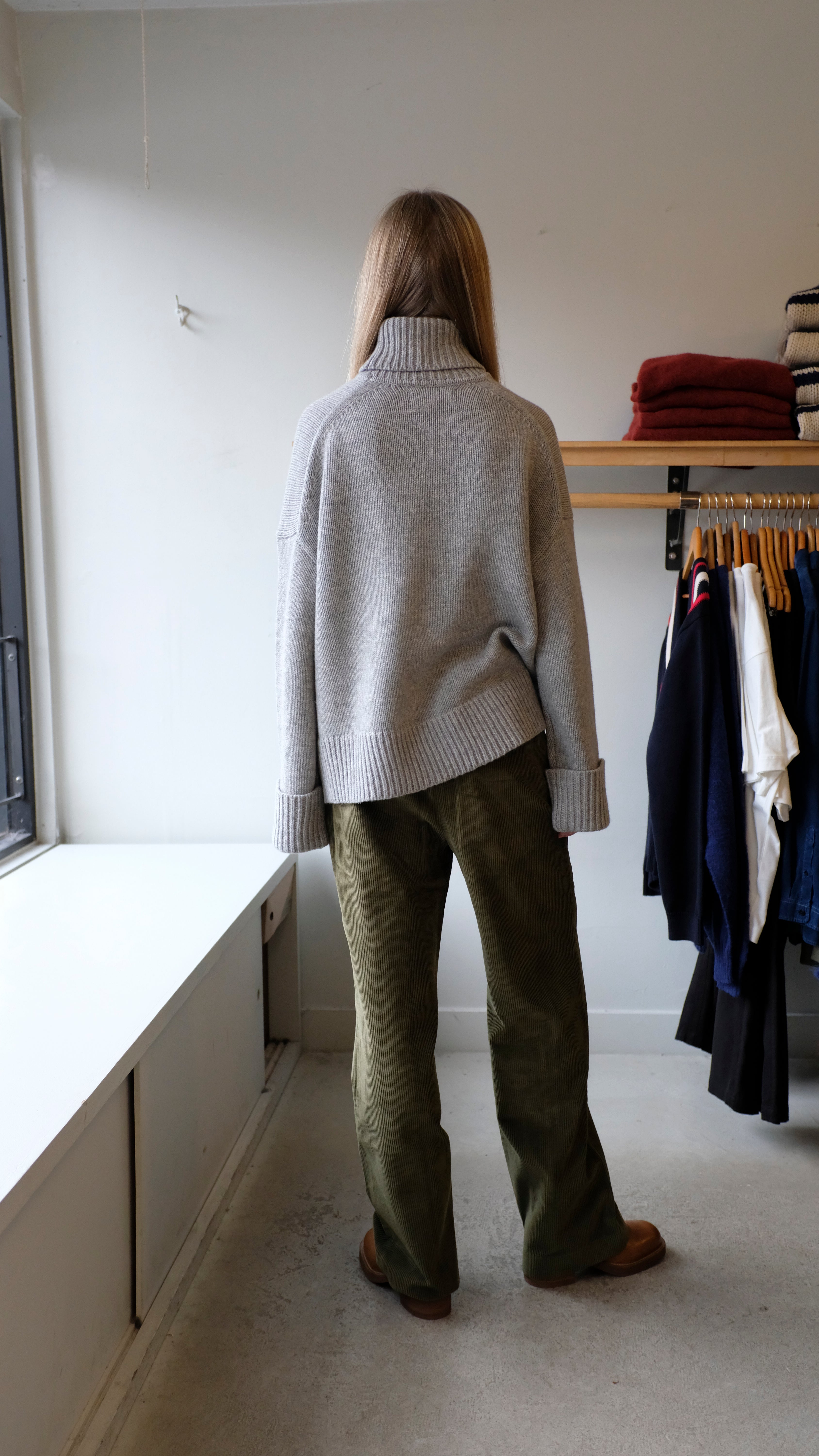 Samsoe Samsoe - Sakeiku Turtleneck - Grey Melange - Homecore - Smokey Corduroy Pant - Khaki - back