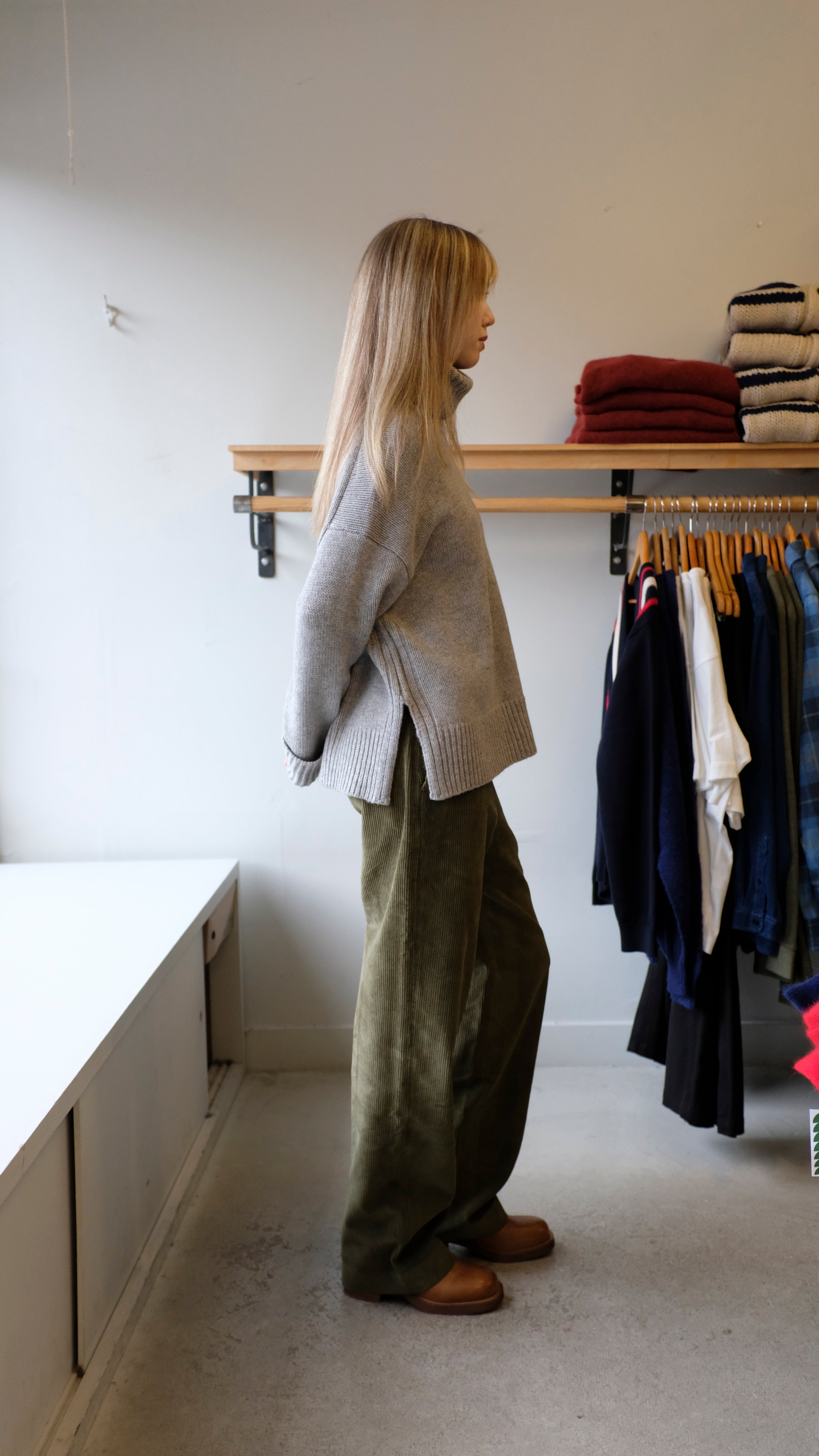 Samsoe Samsoe - Sakeiku Turtleneck - Grey Melange - Homecore - Smokey Corduroy Pant - Khaki - side