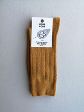 Load image into Gallery viewer, Homecore Silk Blend Socks - Orange
