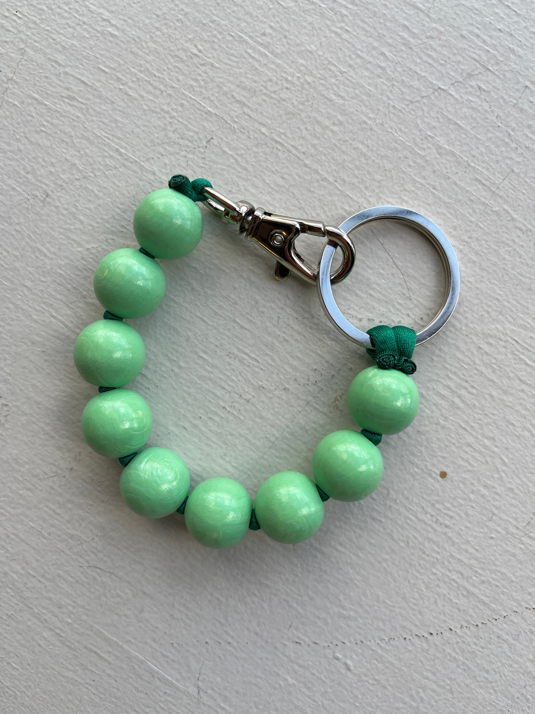 ina seifart - BIG Perlen Short Keyholder - seafoam beads cadmium ribbon