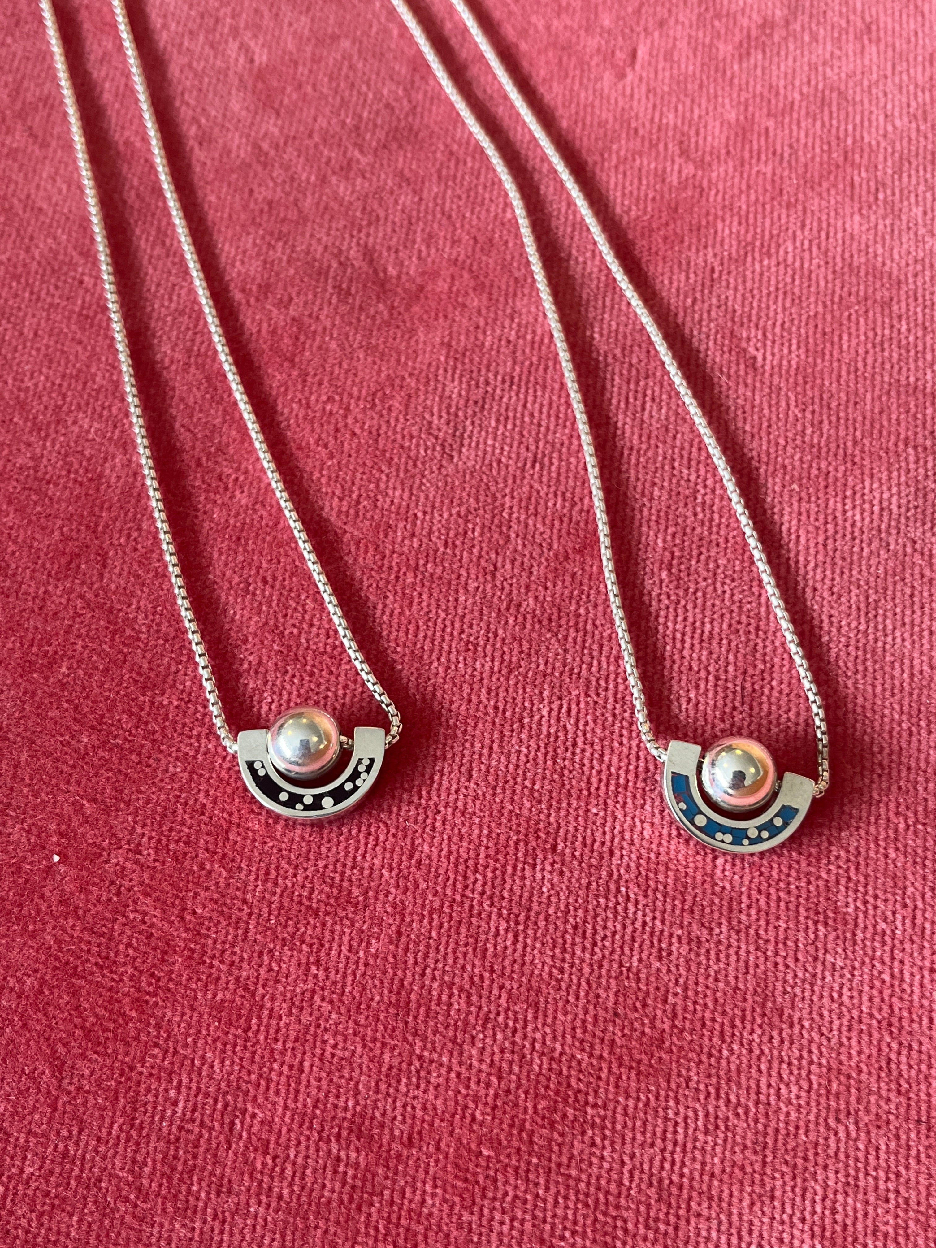 Dia Necklace