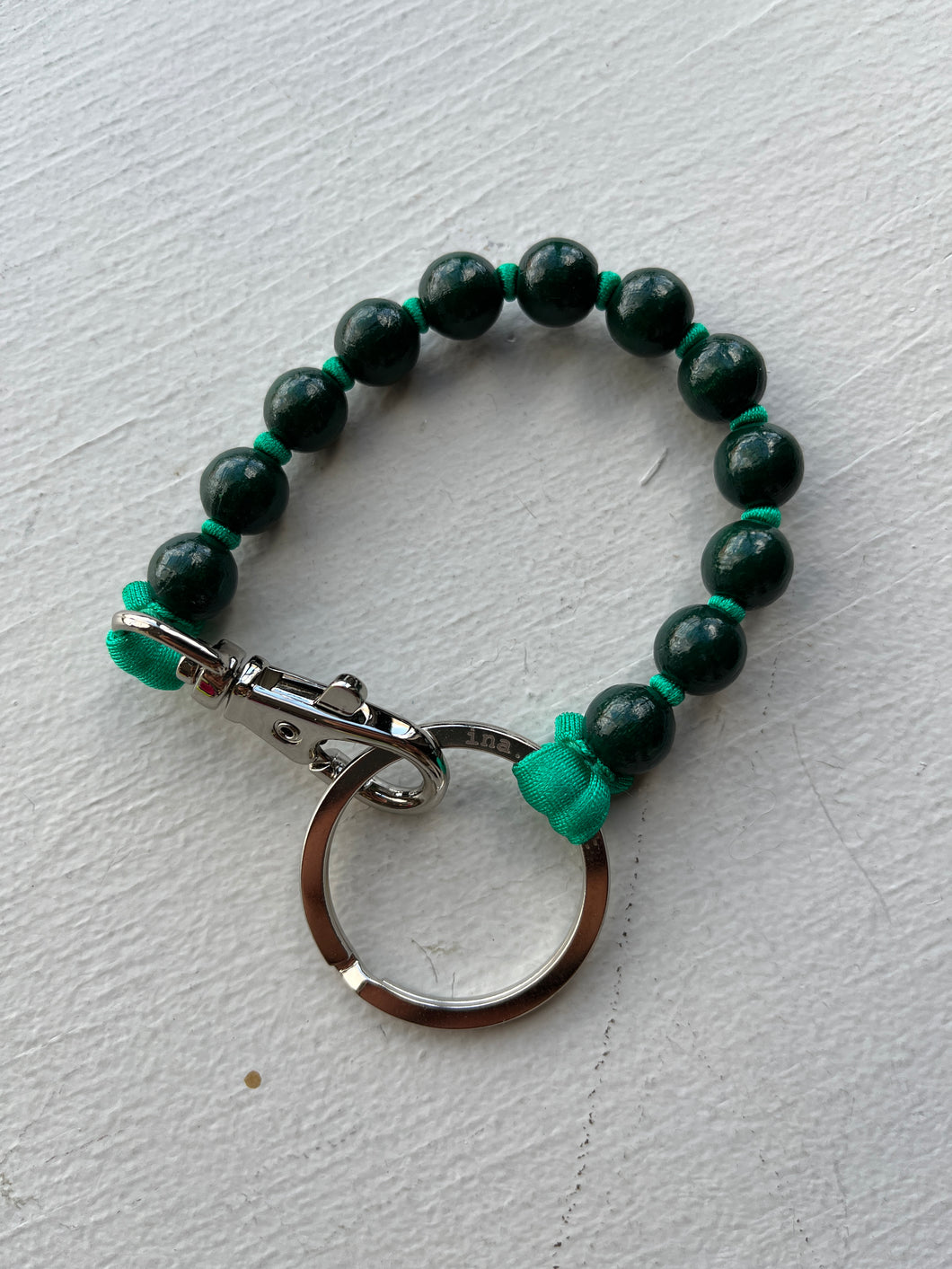 ina seifart - Perlen Short Keychain - viridian green, teal ribbon