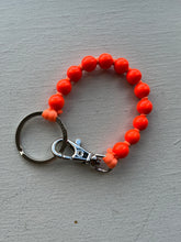 Load image into Gallery viewer, ina seifart - Perlen Short Keychain - neon orange beads and ribbon
