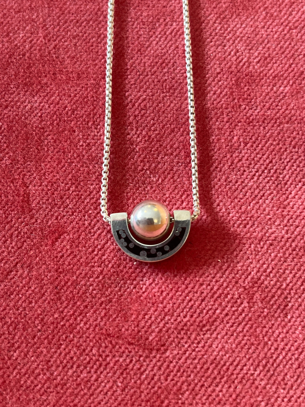 Dia Necklace
