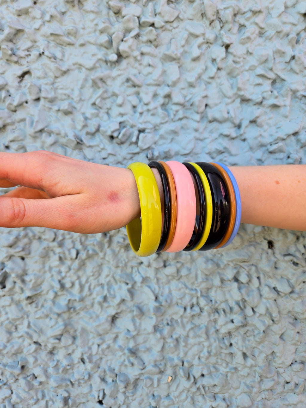 Ina Seifart - Armreifen Bracelet - various colours worn all on model's wrist