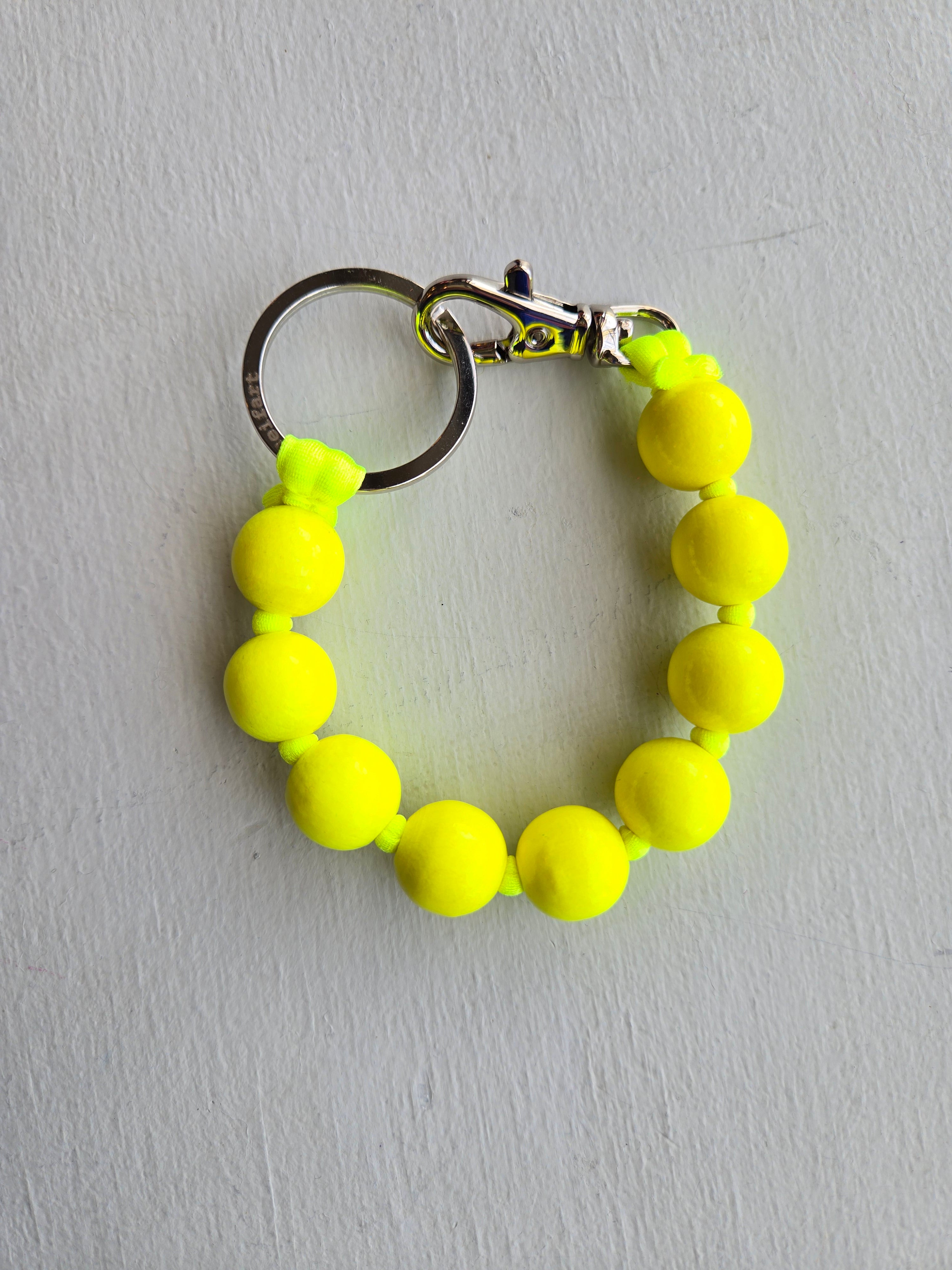 ina seifart - BIG Perlen Short Keyholder - neon yellow